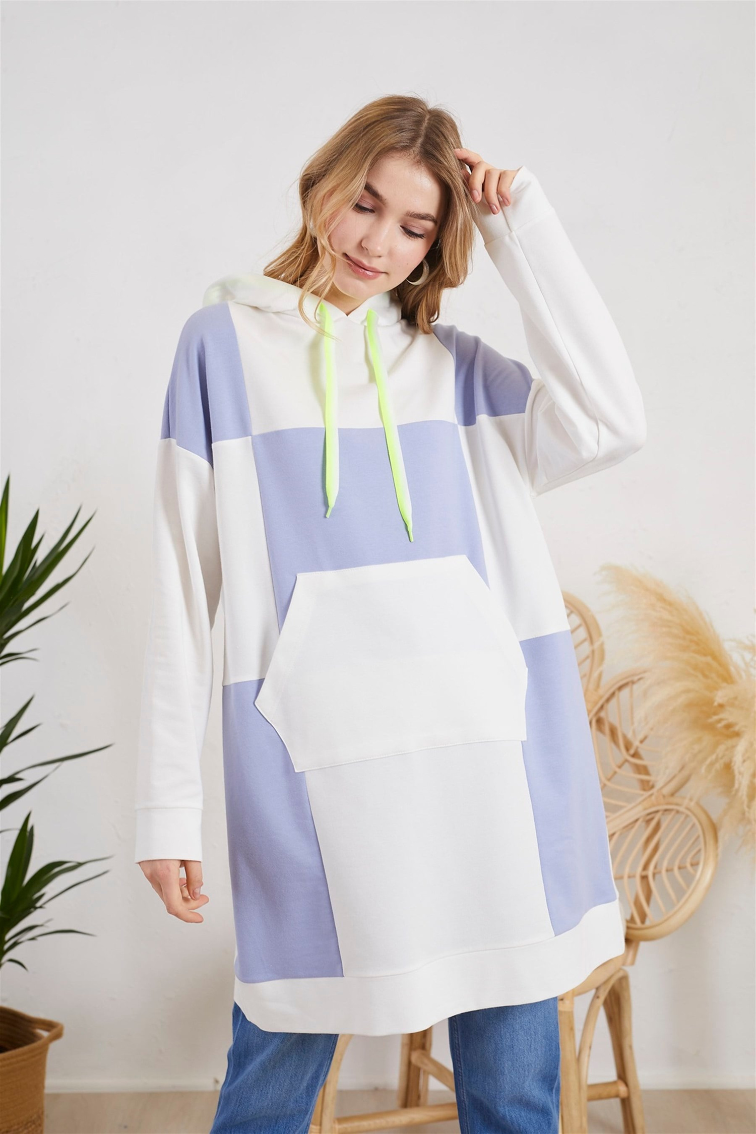 KANGURU CEPLİ SWEATSHIRT