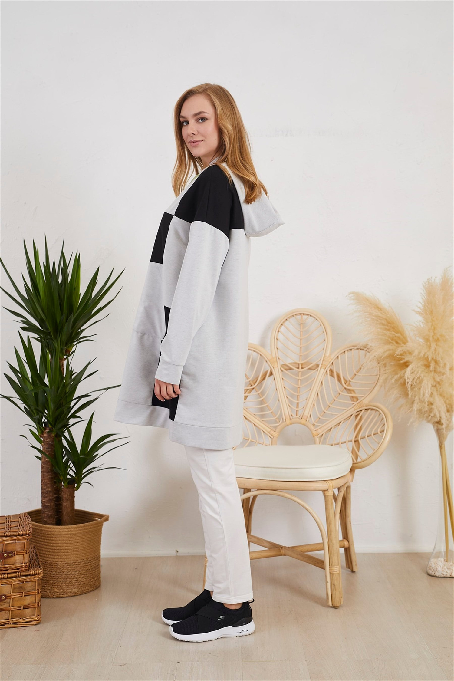 KANGURU CEPLİ SWEATSHIRT
