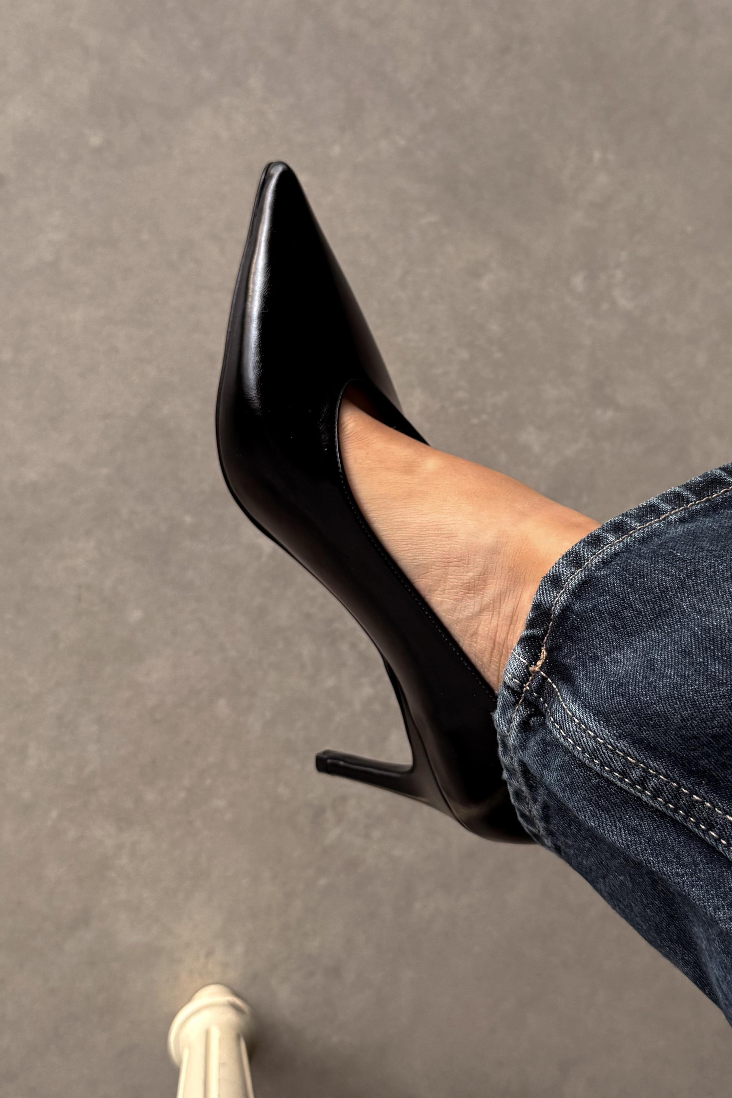 Bella Siyah Stiletto