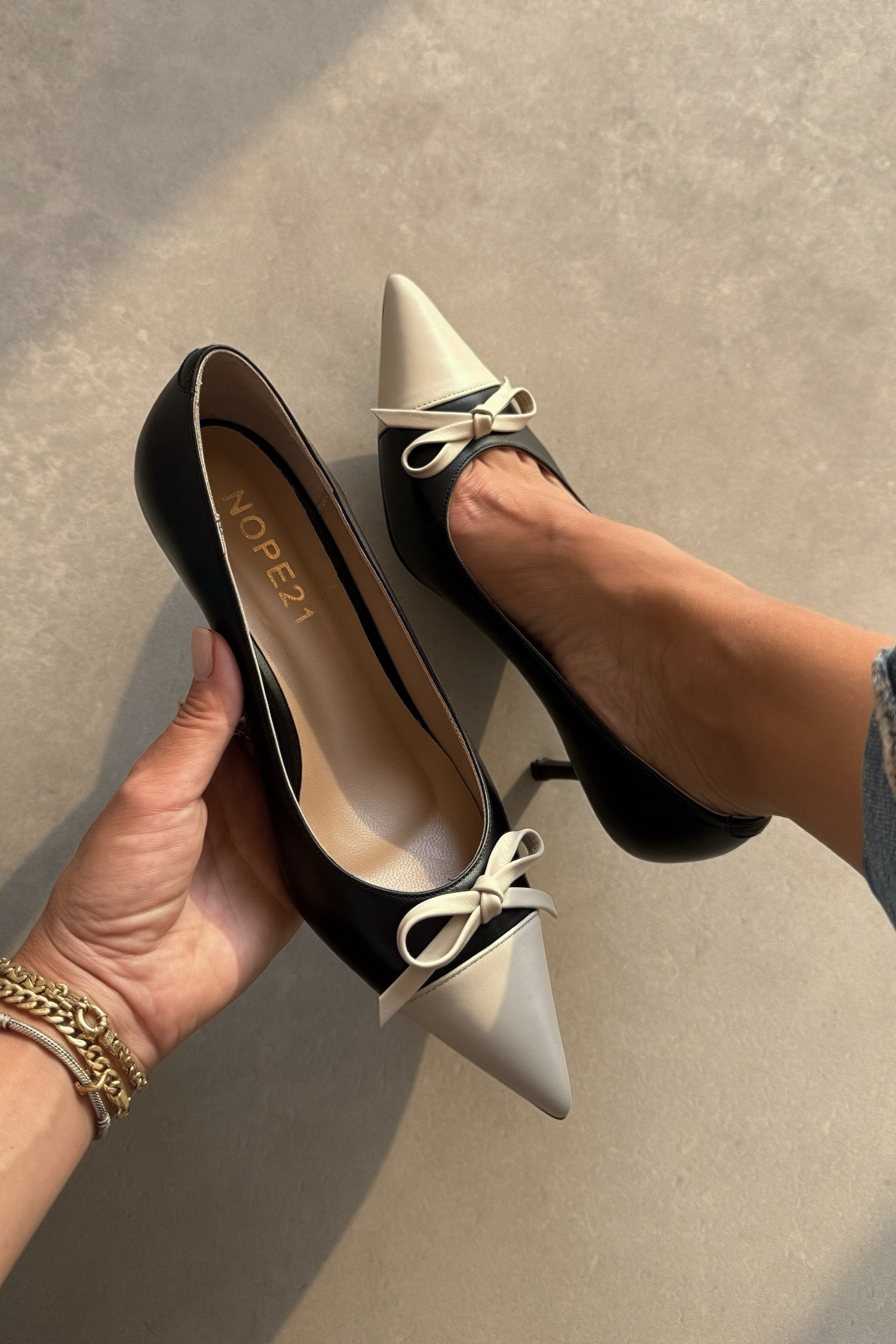 Carla Siyah Hakiki Deri Stiletto 