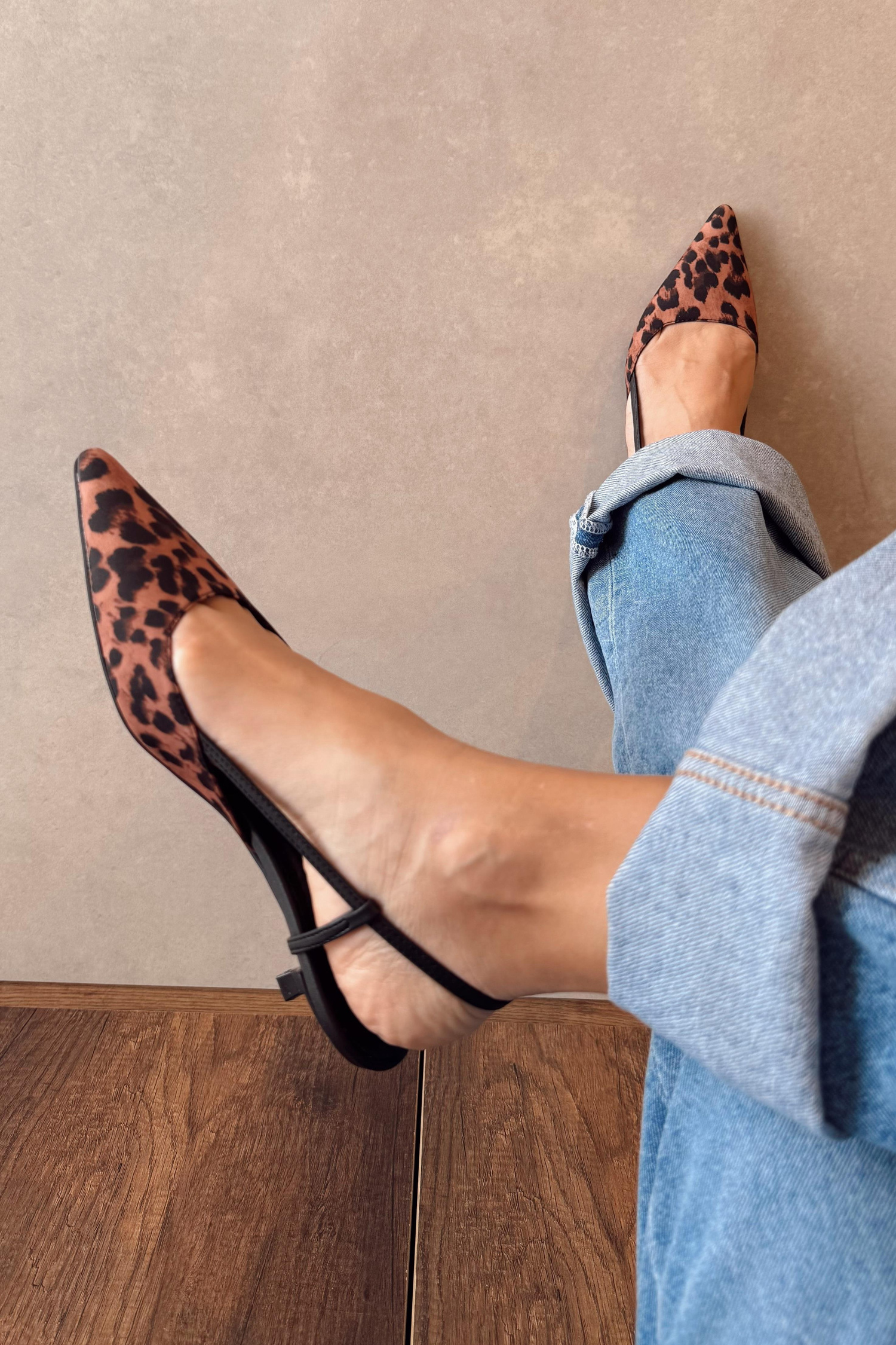 Cherry Leopar Desenli Mini Topuklu Ayakkabı
