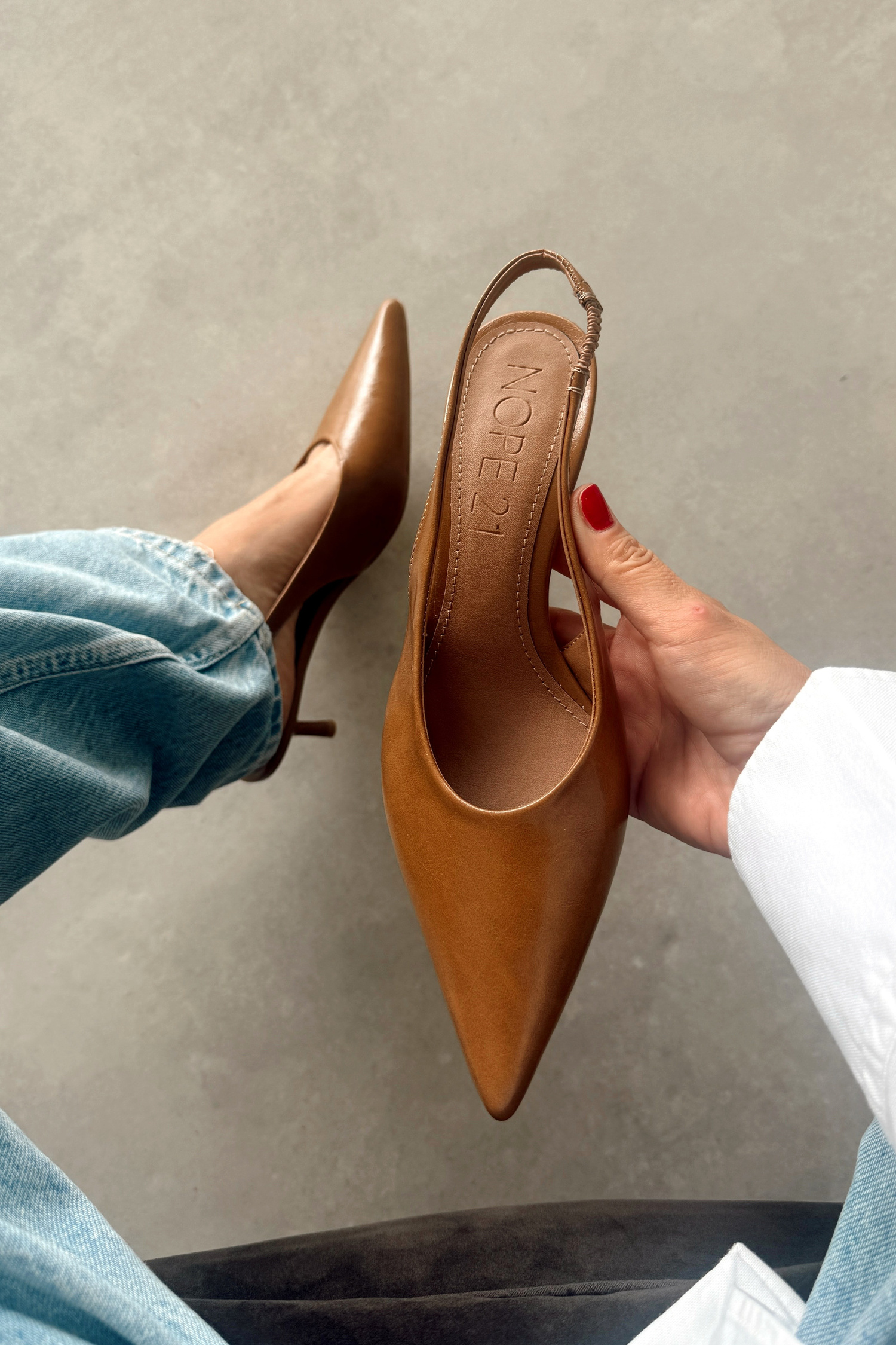 Monica Karamel Stiletto 