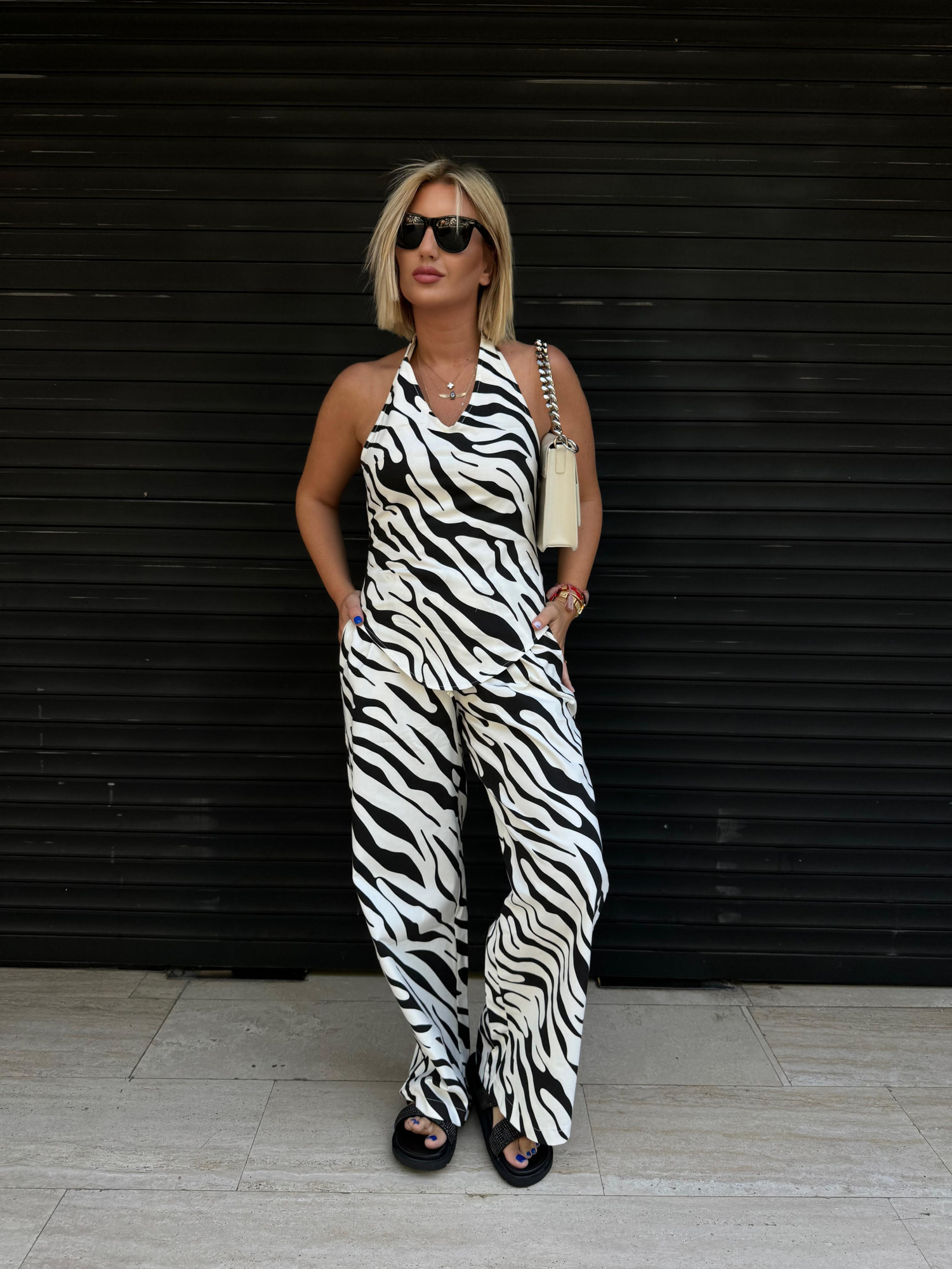 Boyundan Askılı Premium Zebra Takım