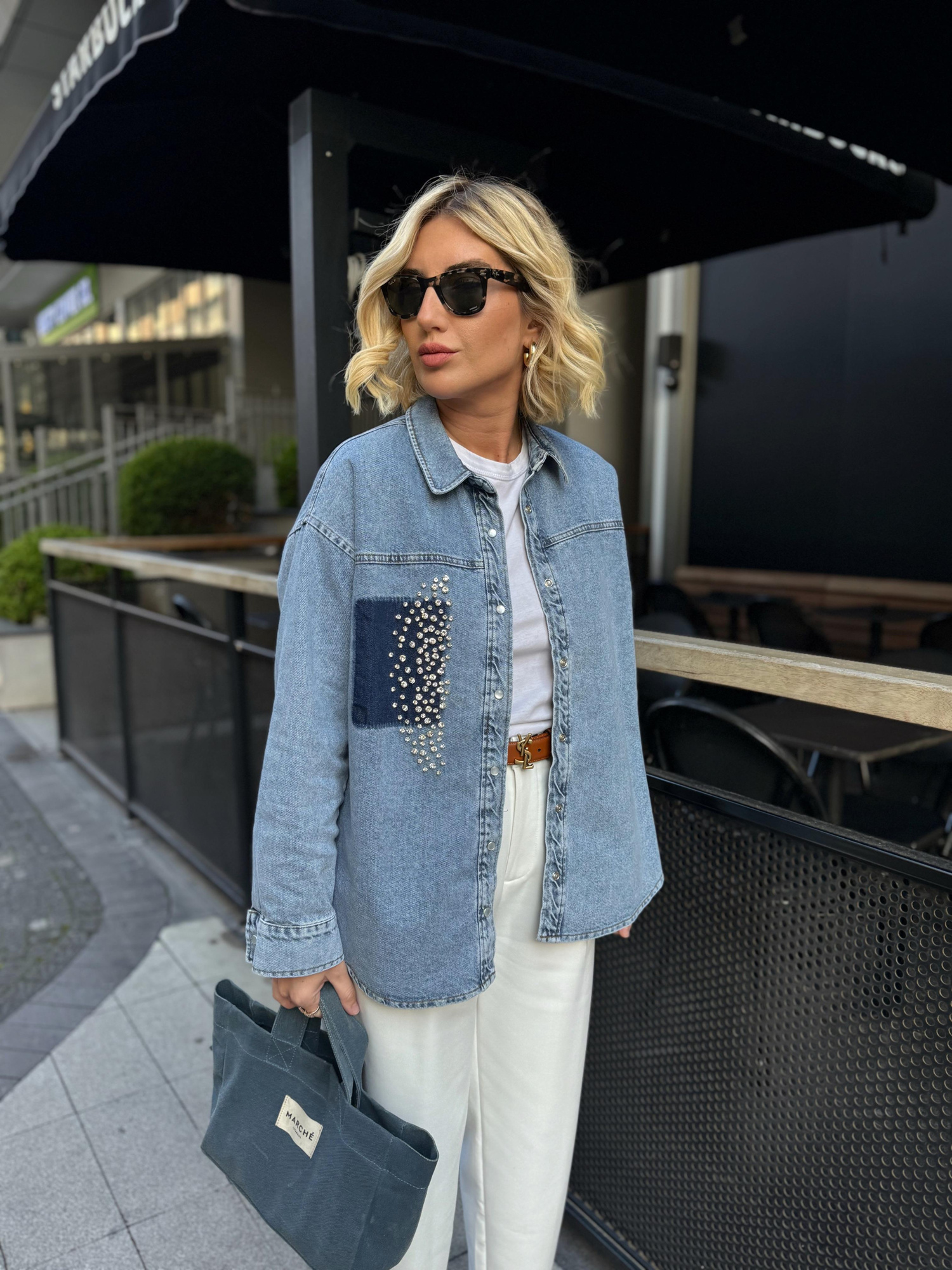 Orijinal Model Kristal Taş Detaylı Denim Gömlek