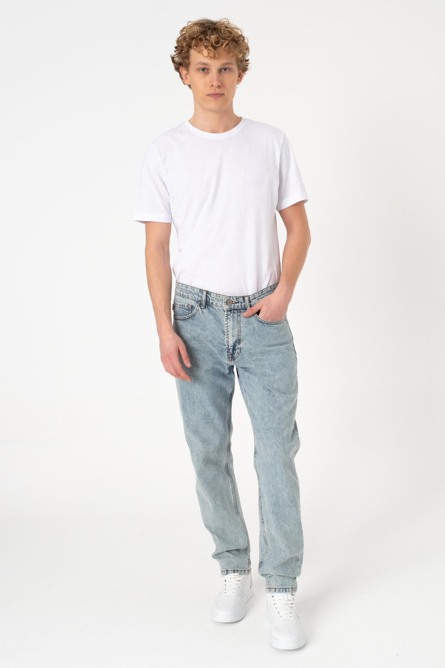 90'S MODEL