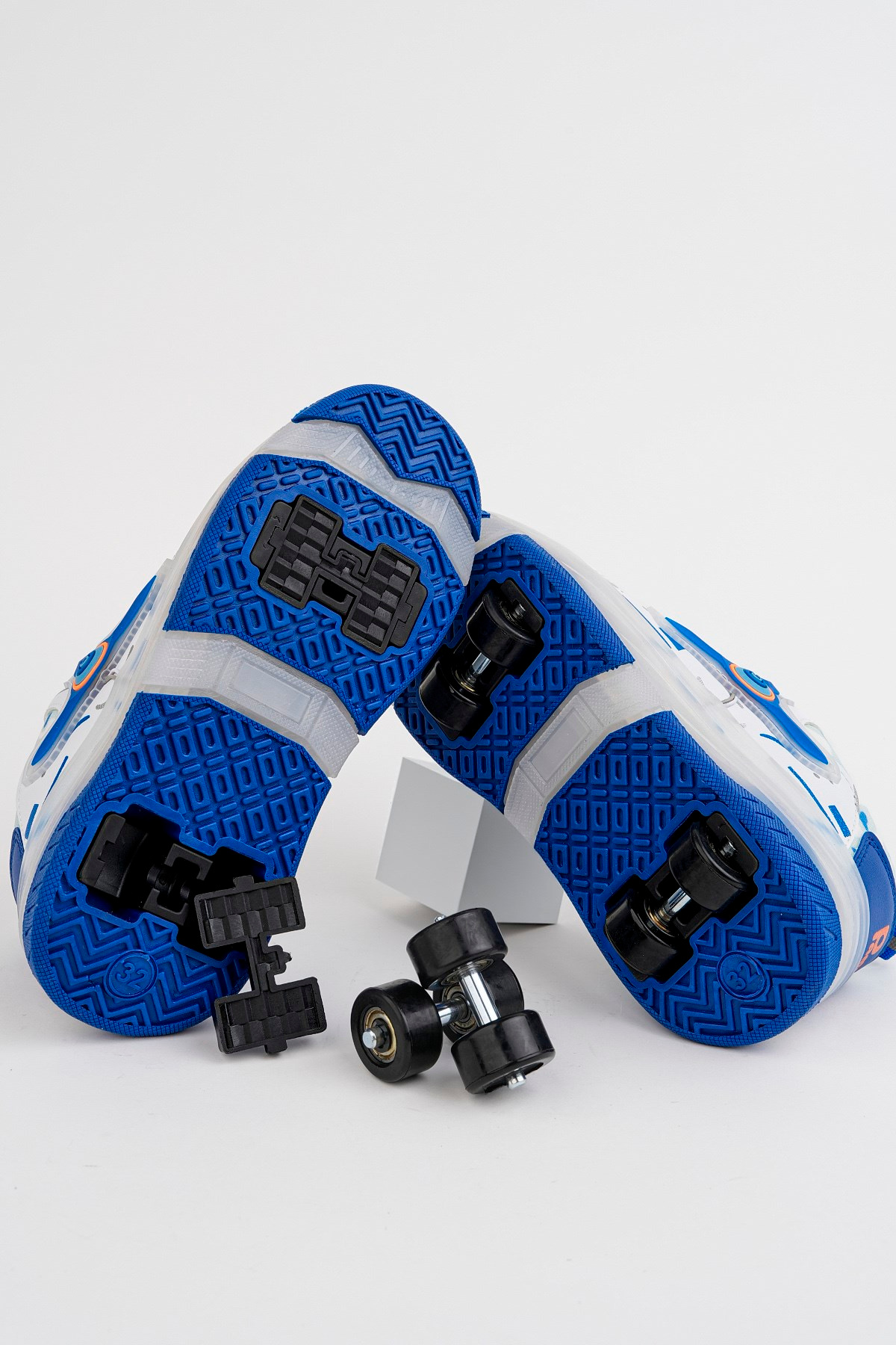 Çocuk Patenli 4 Tekerlekli Mavi Spor Işıklı Paten Ayakkabı - Tekerlekli Sneakers SeferiPaten