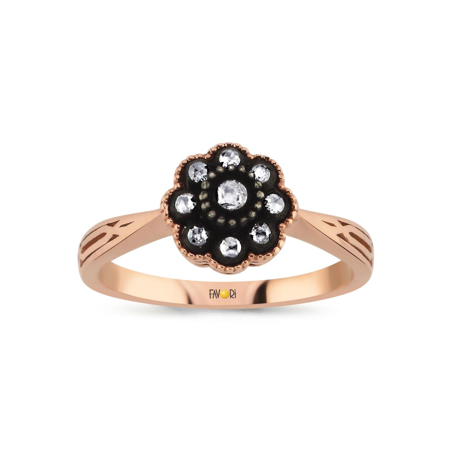 Elmas Taşlı Yüzük