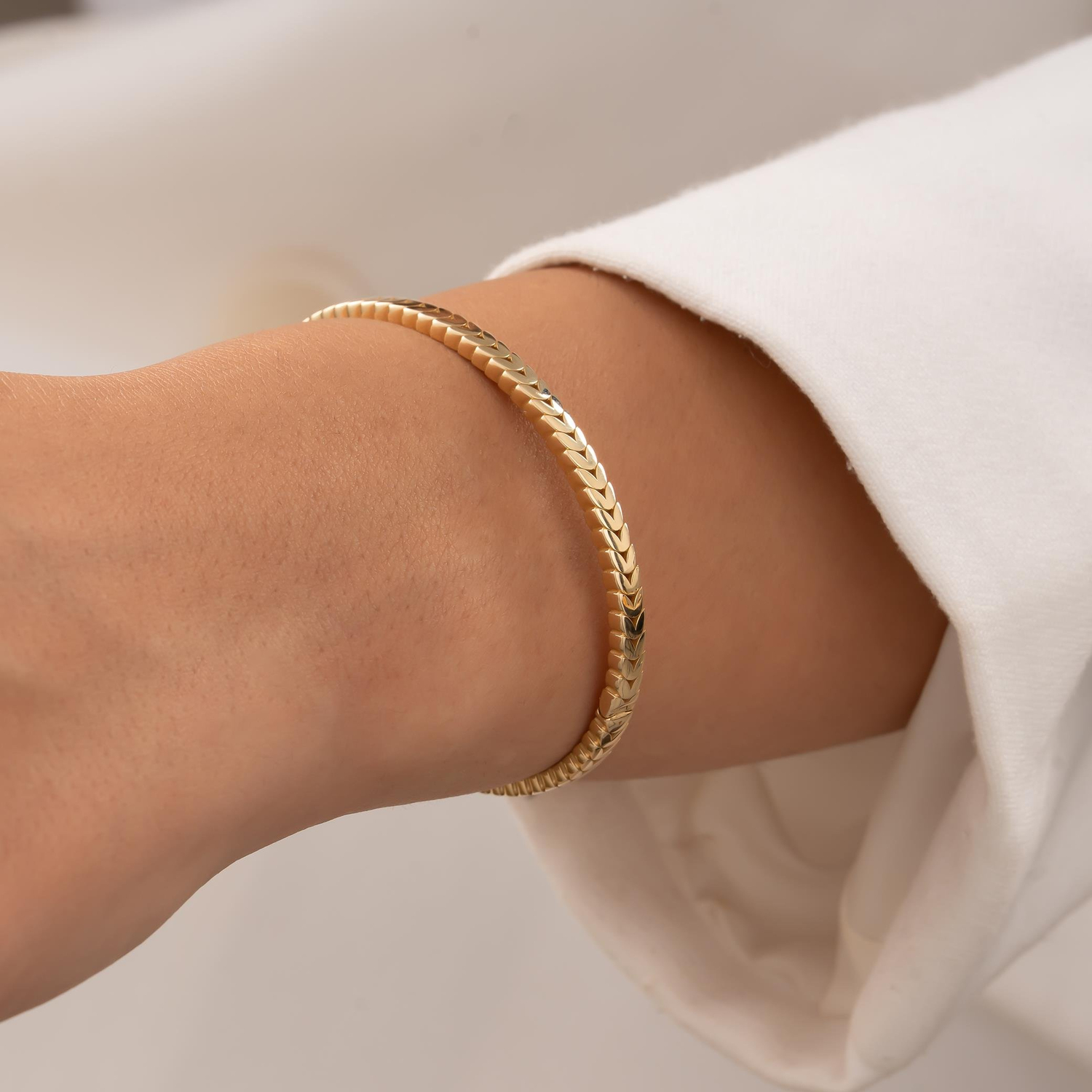 Başak Model 14 Ayar Altın Kelepçe