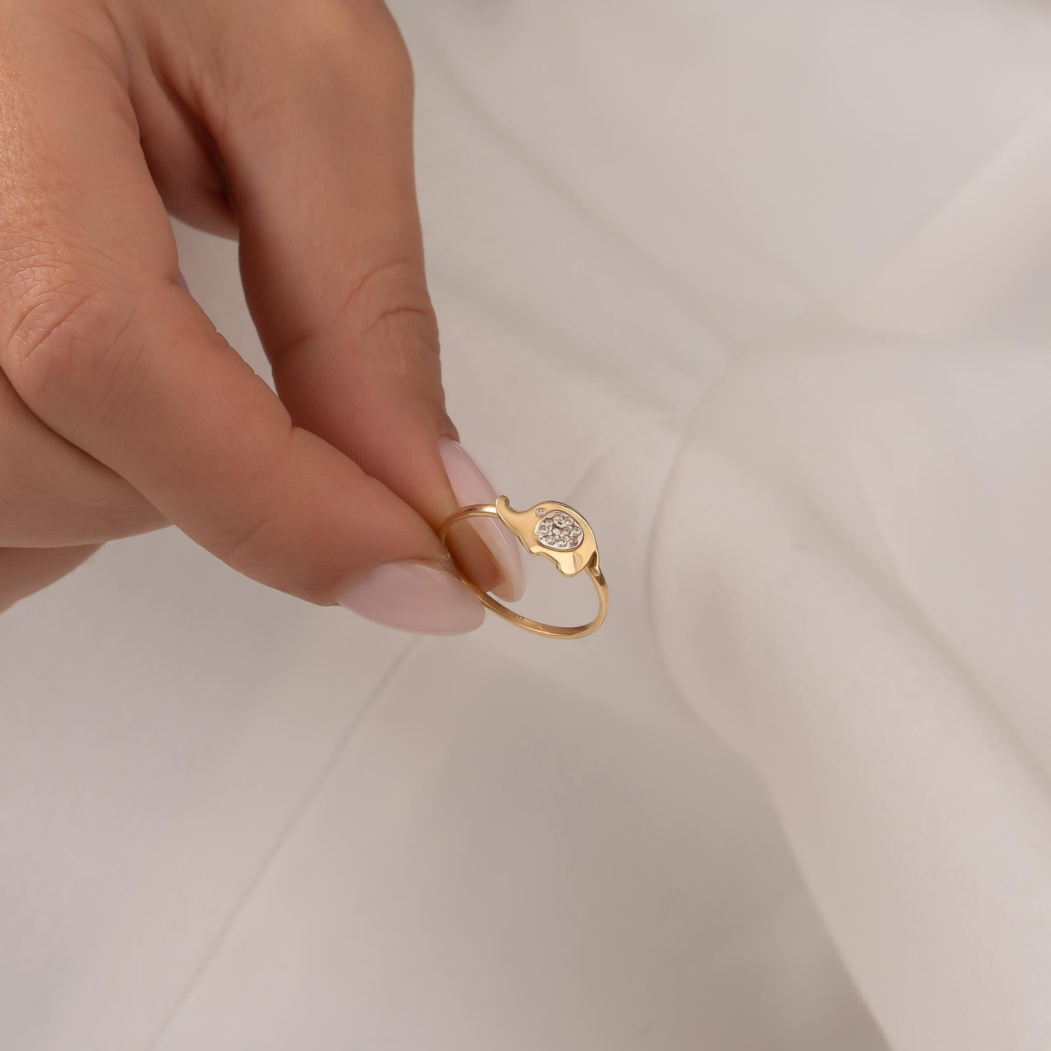 Fil Figürlü 14 Ayar Altın Yüzük