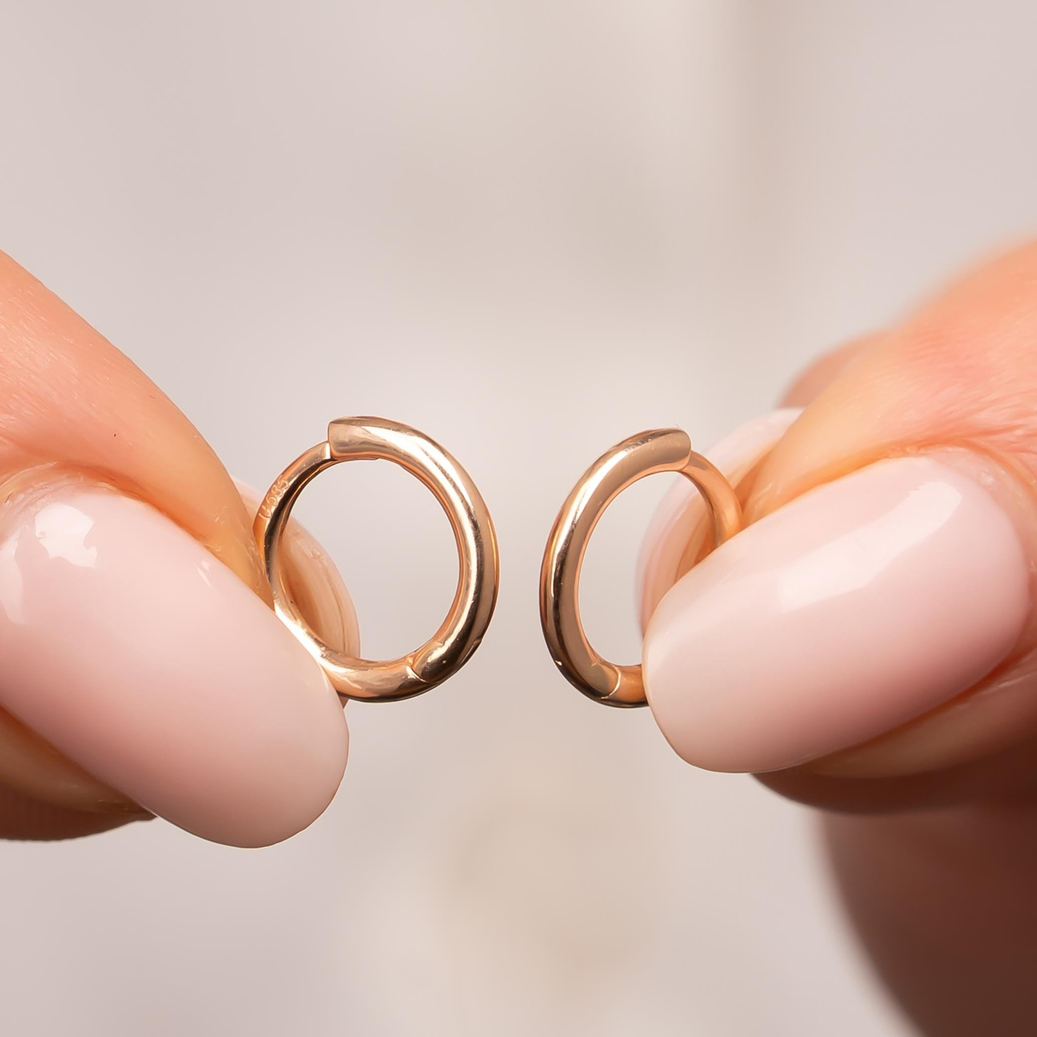 Halka Küpe 1 Cm 14 Ayar Altın