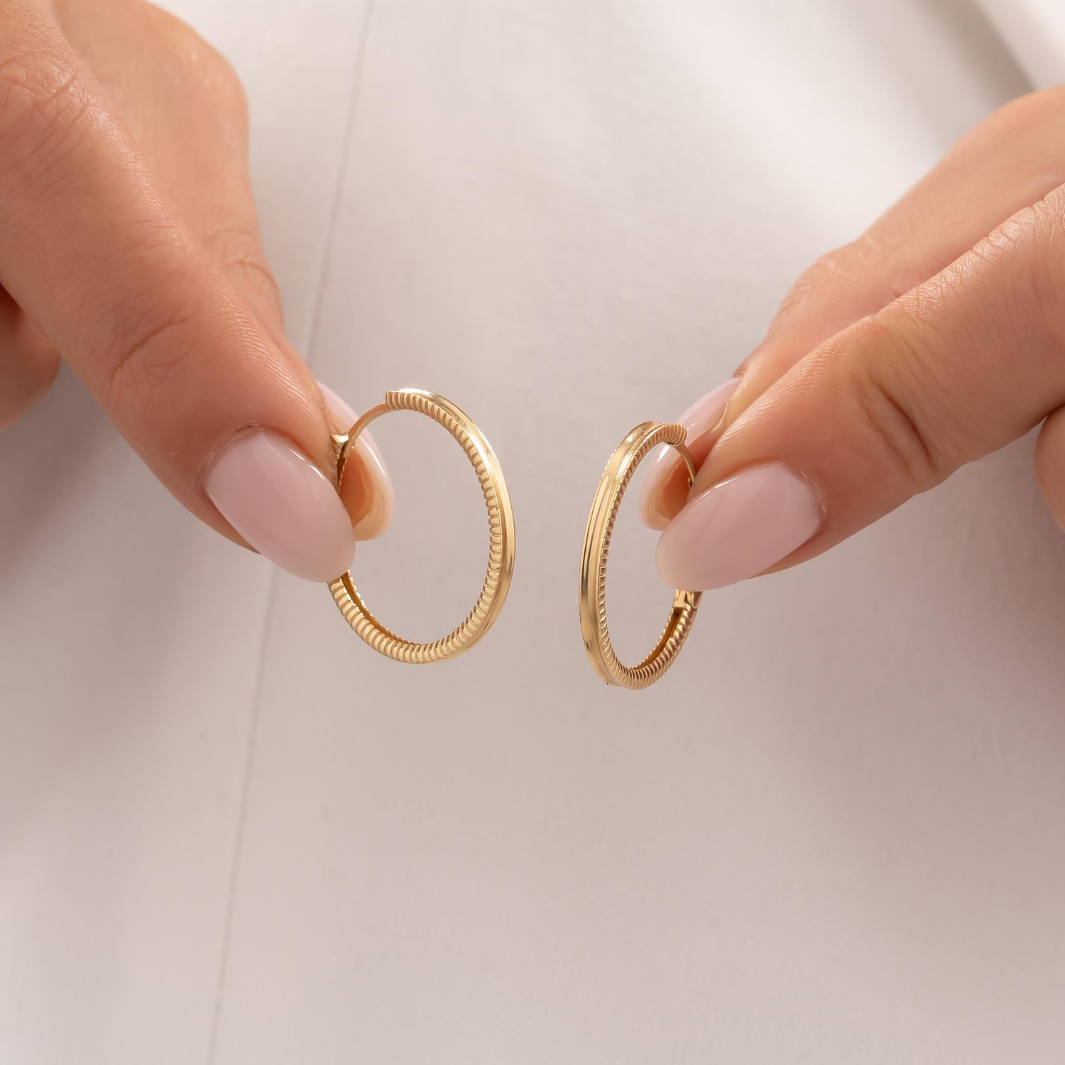 Halka Ajda Küpe 14 Ayar Altın