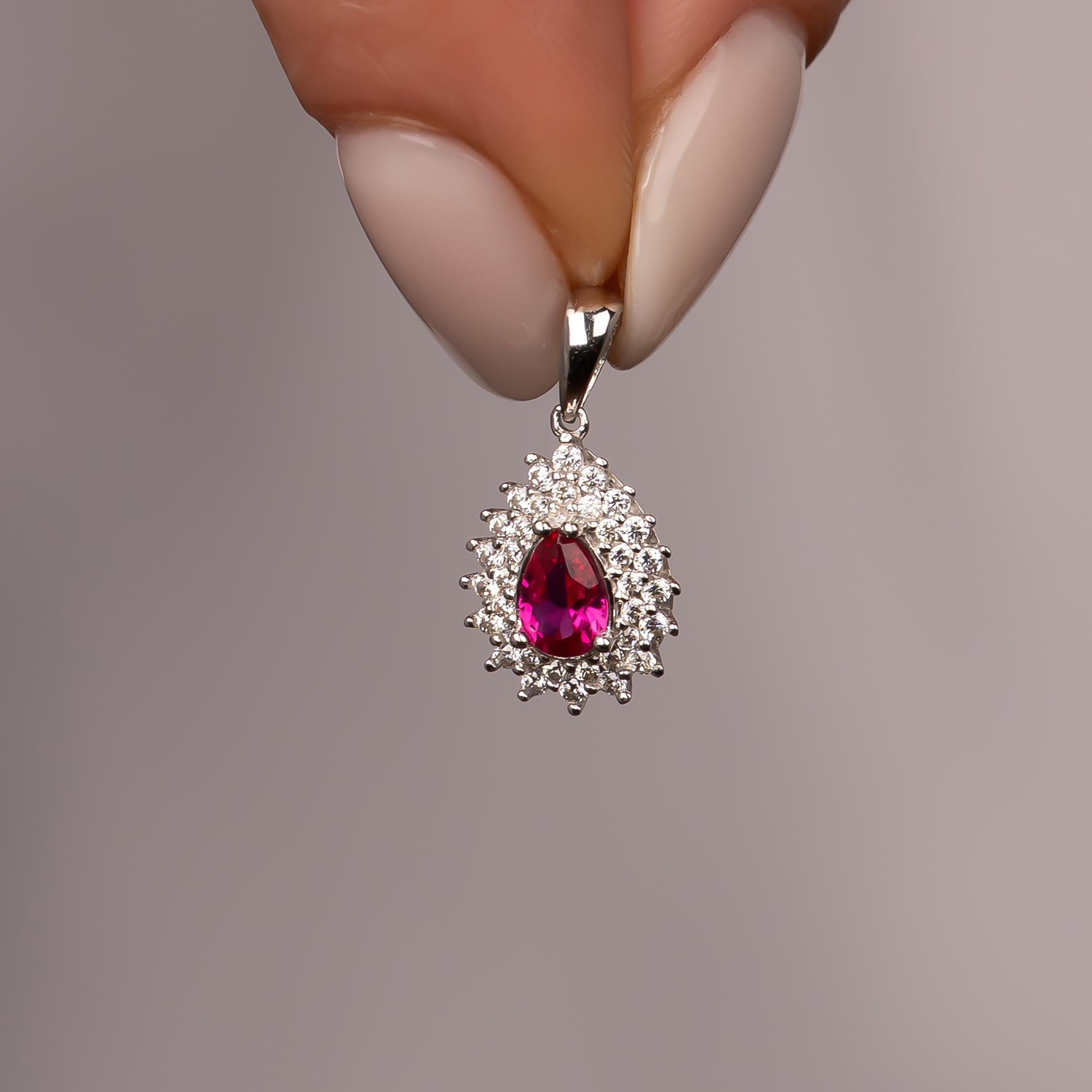 Kırmızı Damla Taşlı Beyaz Altın 14 Ayar Kolye Ucu