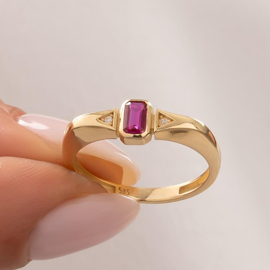 Mor Dikdörtgen Taşlı 14 Ayar Altın Yüzük