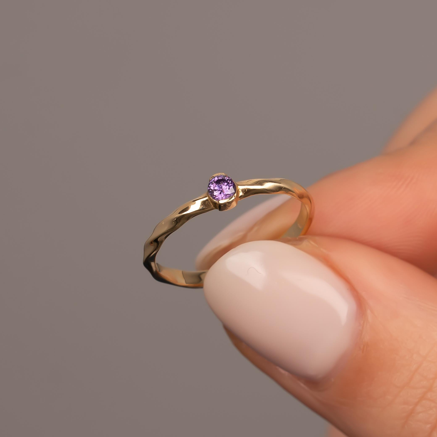 Mor Taşlı Burgu 14 Ayar Altın Yüzük