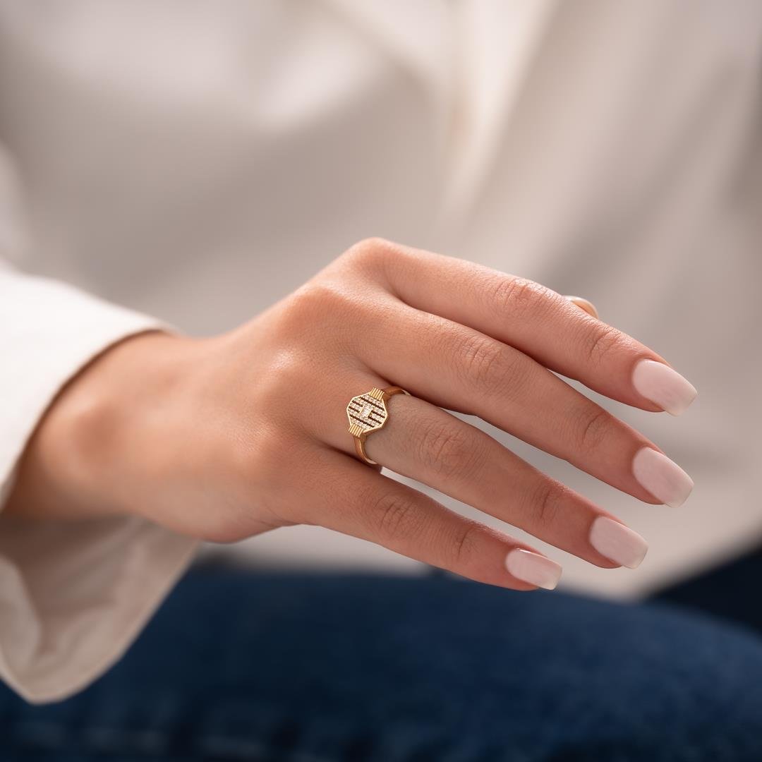 Tasarım Taşlı 14 Ayar Yüzük