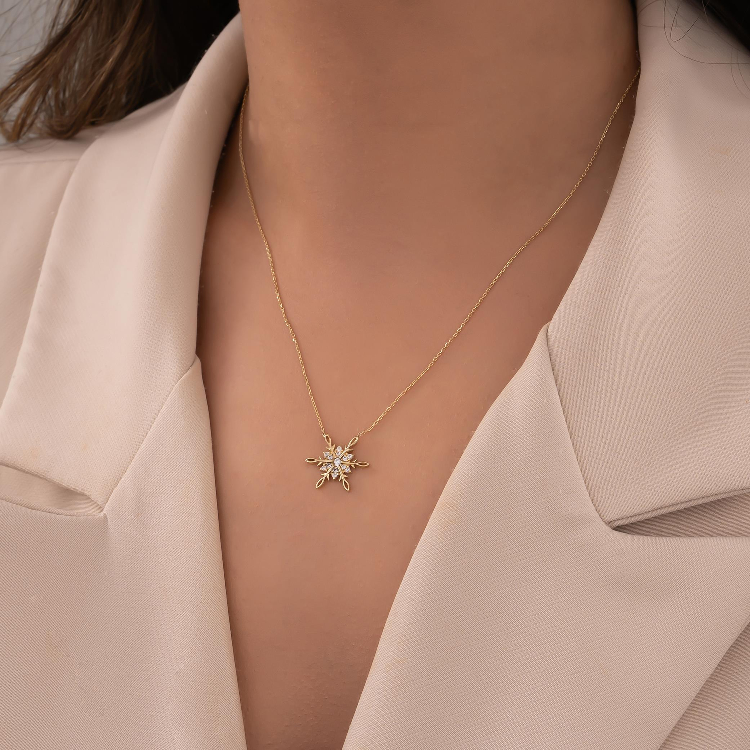 Taşlı Kar Tanesi 14 Ayar Altın Kolye