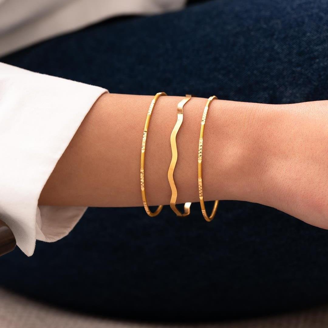 24 Gr(Gram) 3'lü Kombin 2 Yıldız Ajda 1 Düz Zigzag 22 Ayar Altın İşçiliksiz Yatırımlık Bilezik