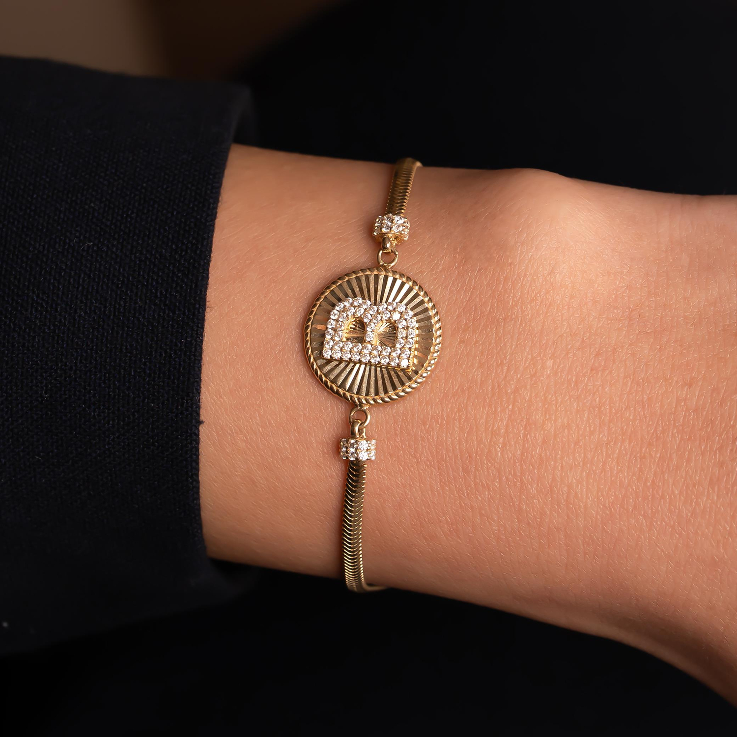 B Harfli 14 Ayar Altın Bileklik