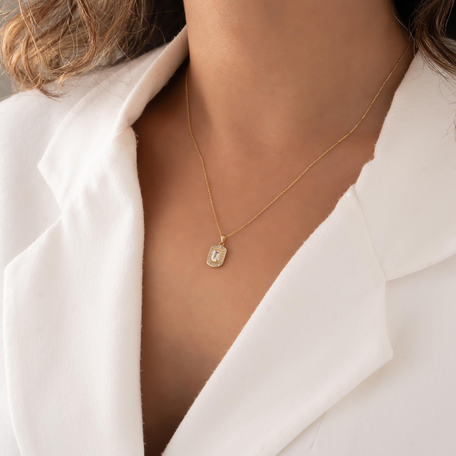 Baget 14 Ayar Altın Kolye