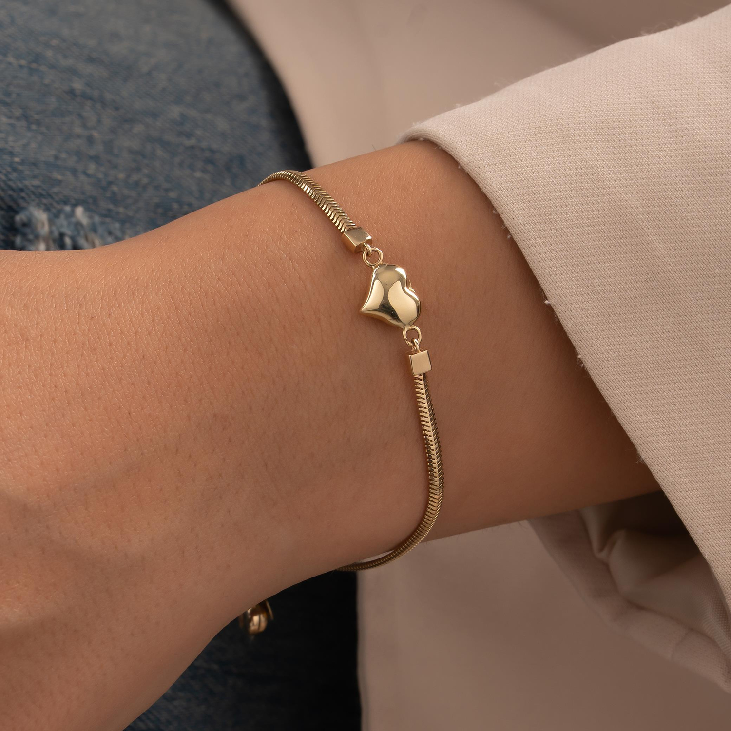 Balıksırtı Kalpli 14 Ayar Altın Bileklik