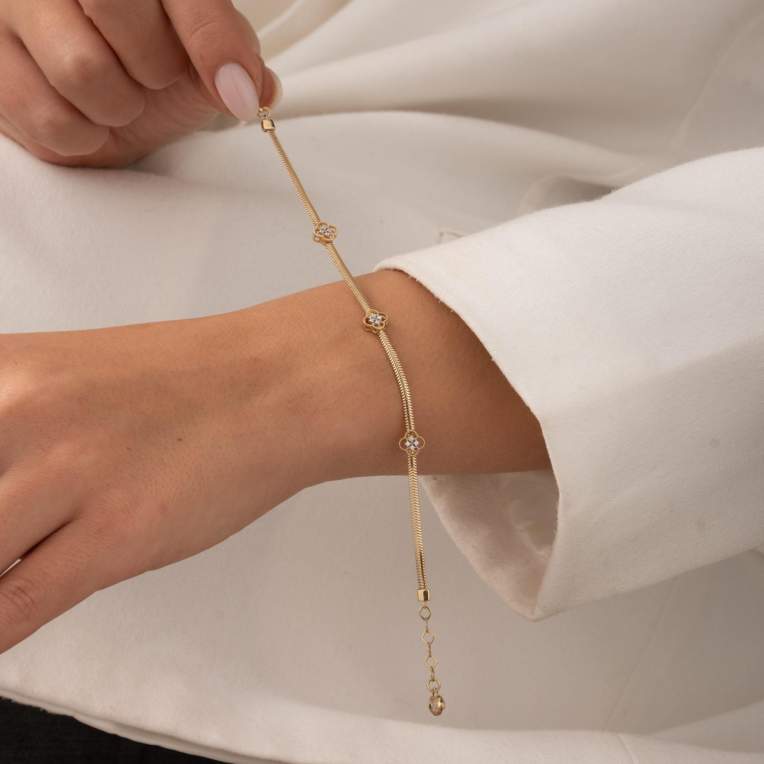 Balıksırtı Yonca 14 Ayar Altın Bileklik