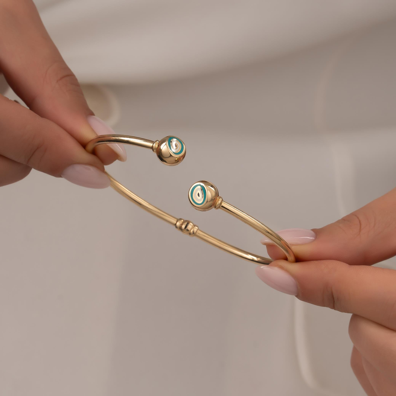 Cetaş Mineli 14 Ayar Altın Kelepçe