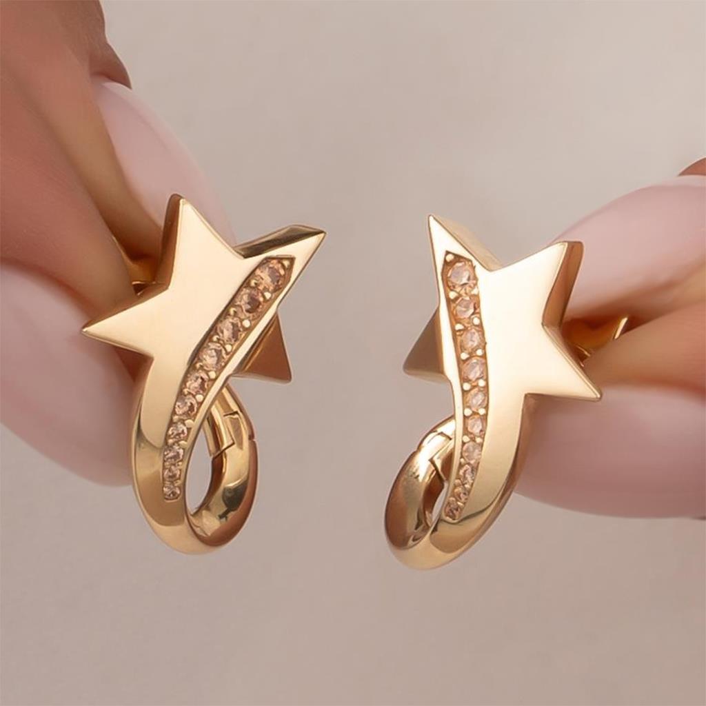 Cetaş Taşlı Yıldız 14 Ayar Altın Küpe