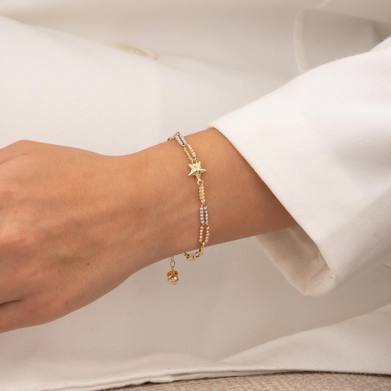 Dorikalı Yıldız 14 Ayar Altın Bileklik