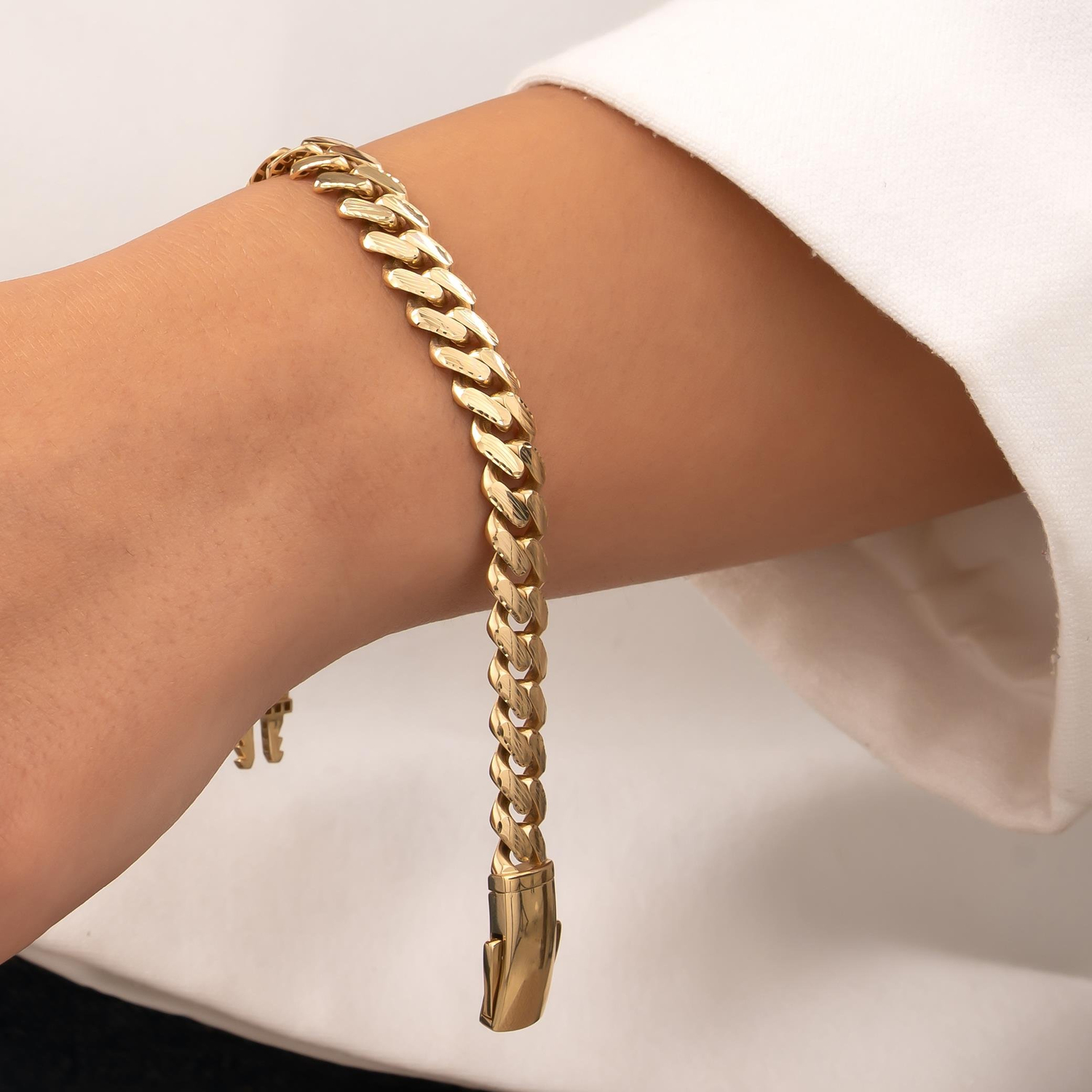 Gurmet 14 Ayar Altın Bileklik