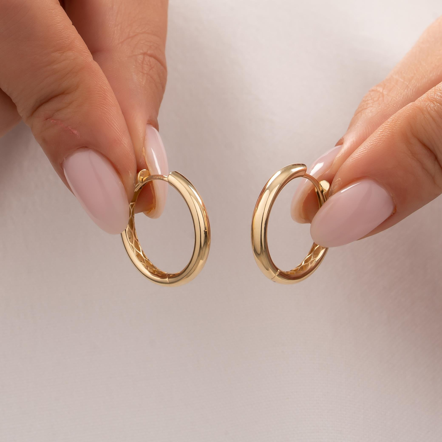 Halka 14 Ayar Altın Küpe