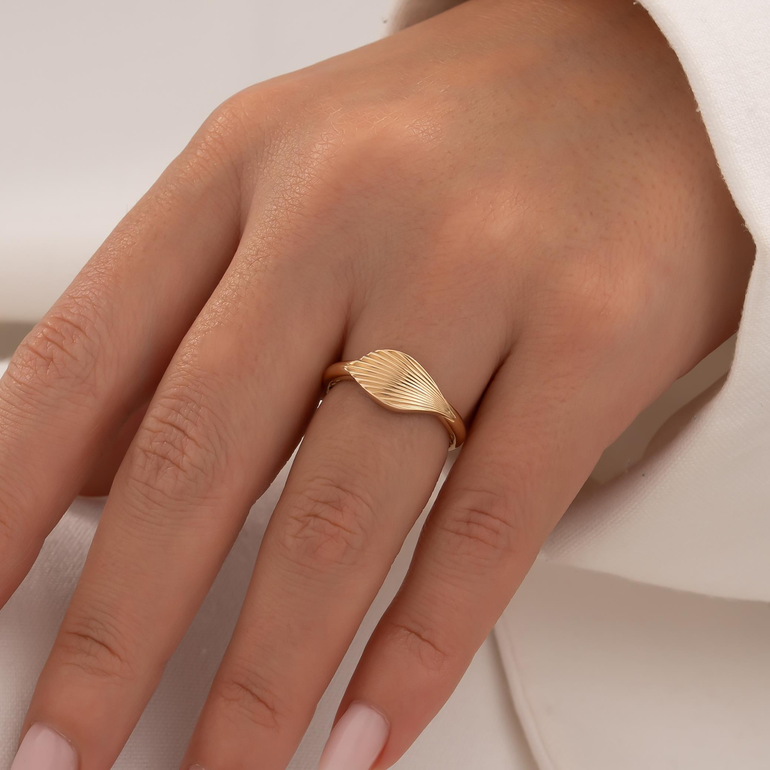 Kalemli 14 Ayar Altın Yüzük