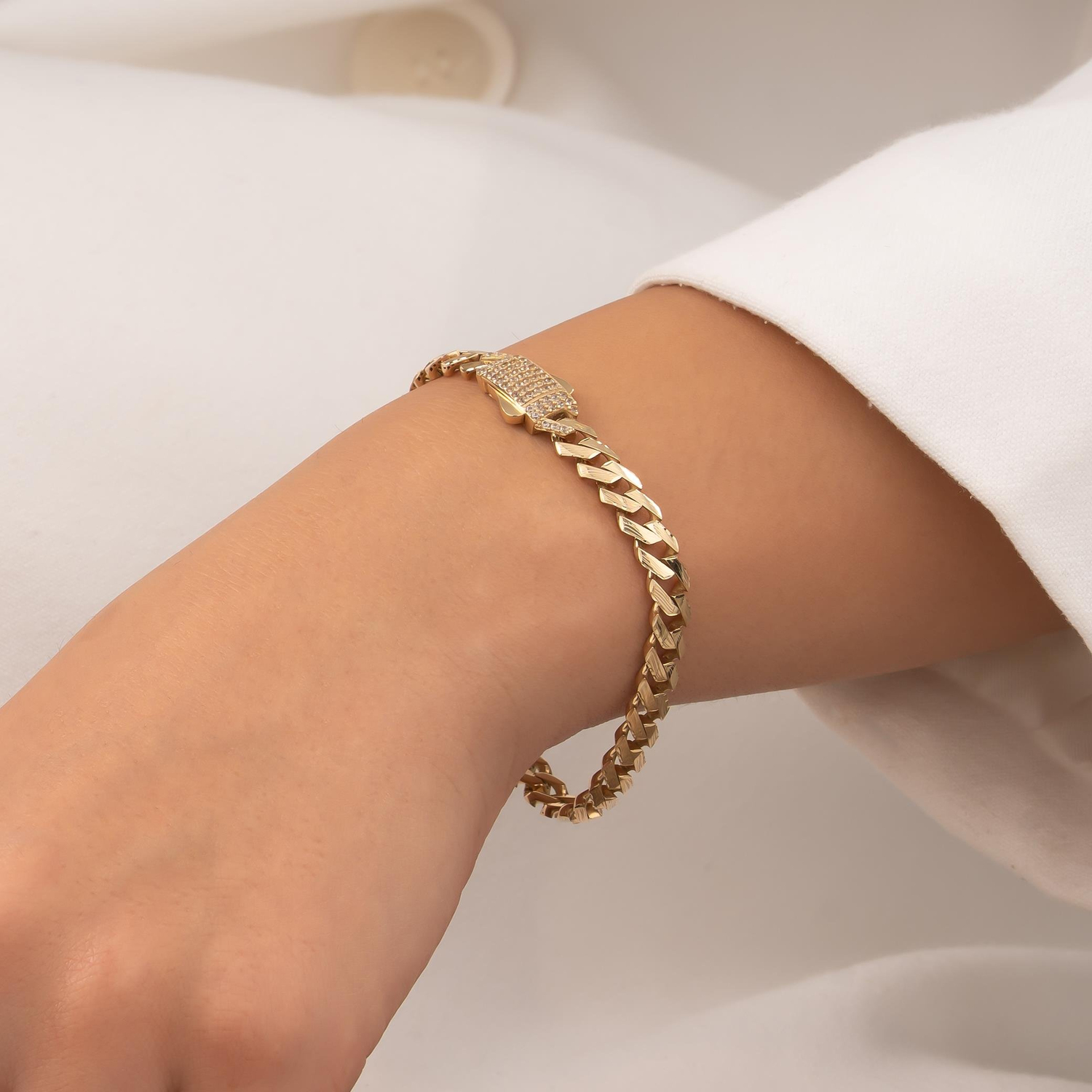 Kalemli Taşlı 14 Ayar Altın Bileklik