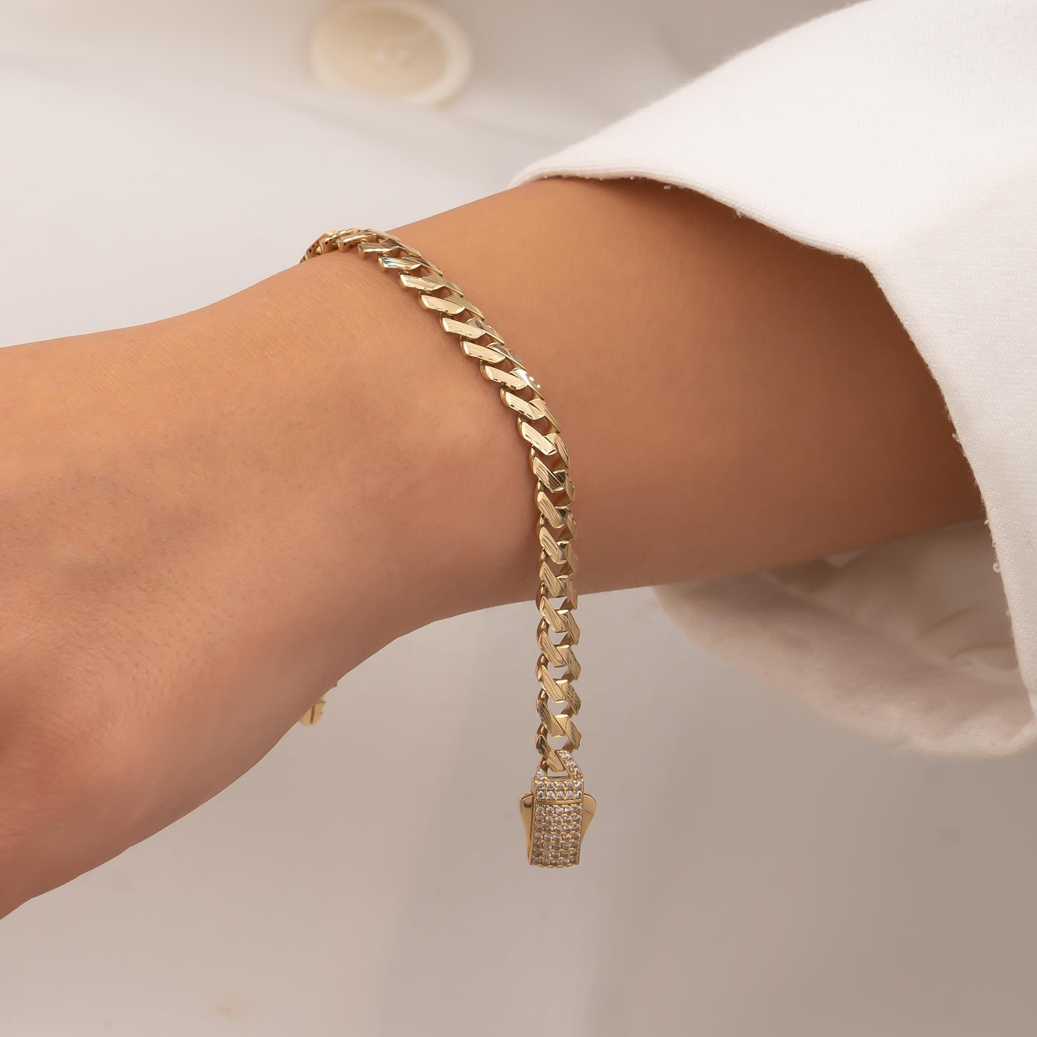 Kalemli Taşlı 14 Ayar Altın Bileklik