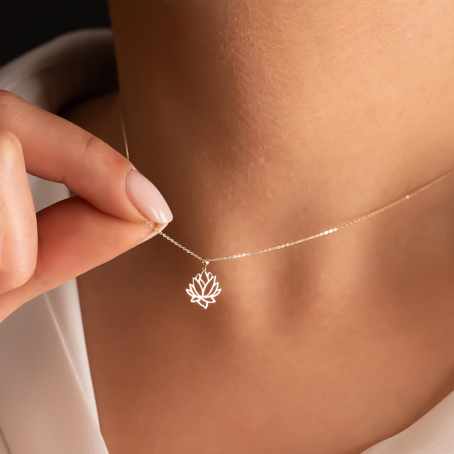 Lotus Çiçeği 14 Ayar Altın Kolye