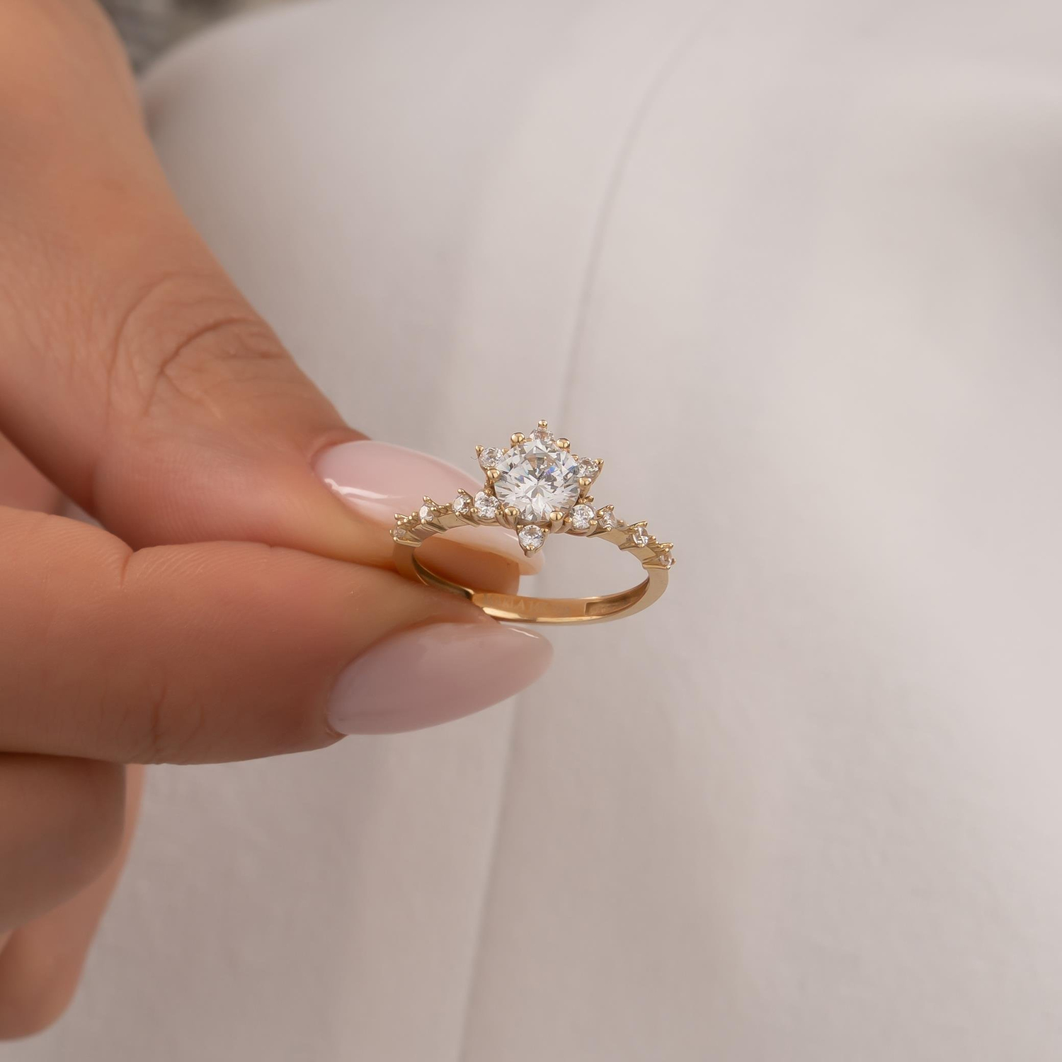 Lotus Çiçeği 14 Ayar Altın Yüzük