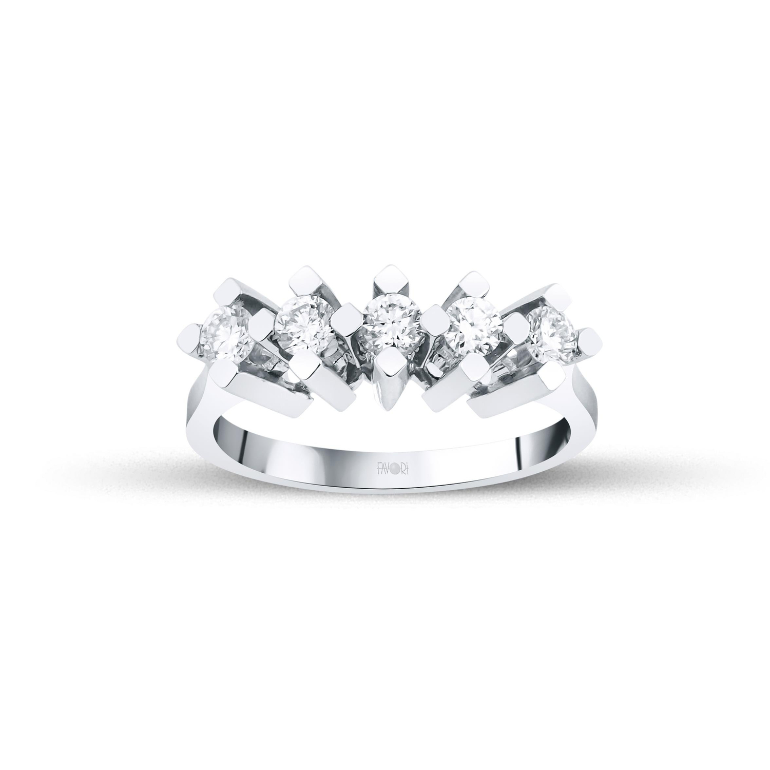 PIRLANTA BEŞTAŞ YÜZÜK 0.25 CT