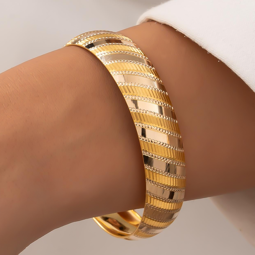 Şerit Yatay Çizgili 14 Ayar Altın Bilezik