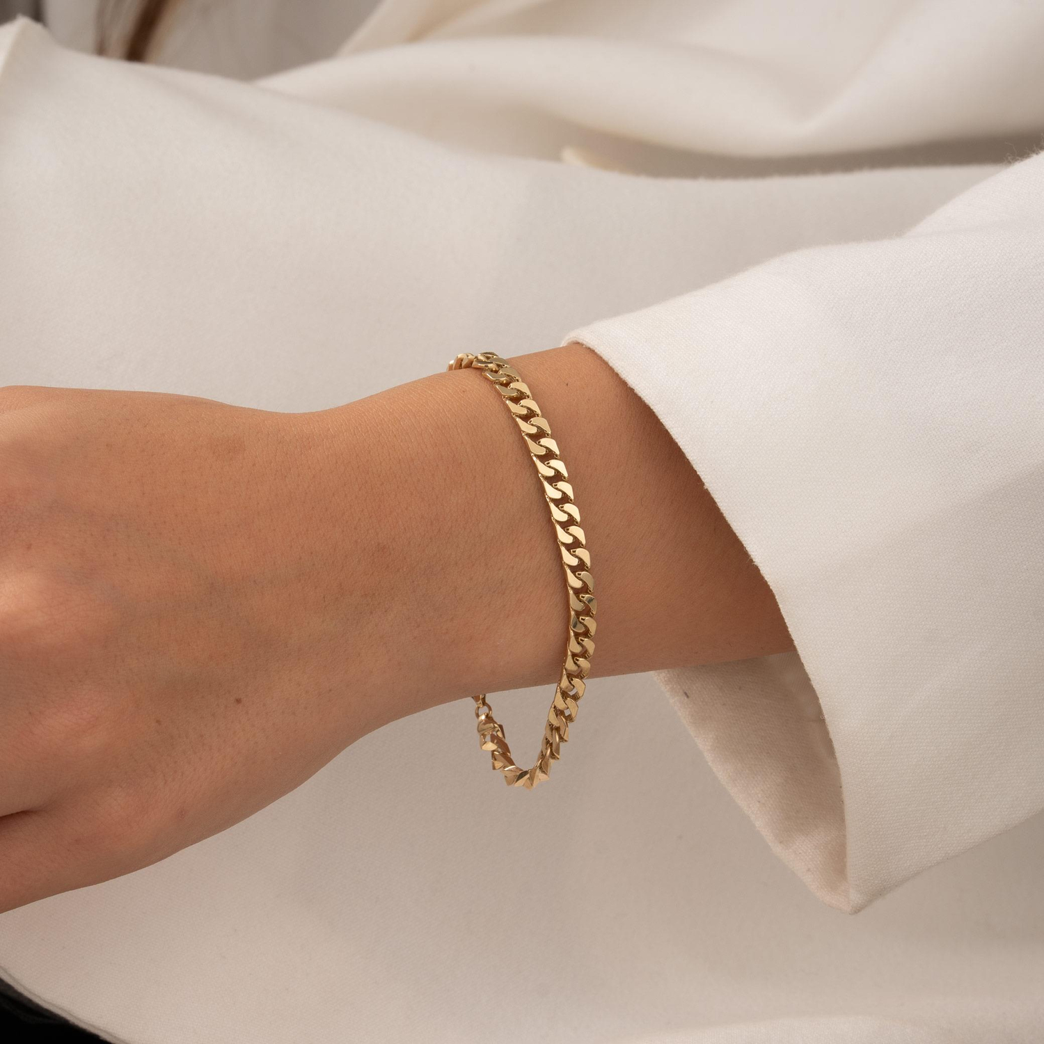 Spor Gurmet 14 Ayar Altın Bileklik