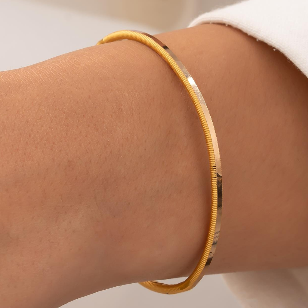 Su Yolu 14 Ayar Altın Kelepçe