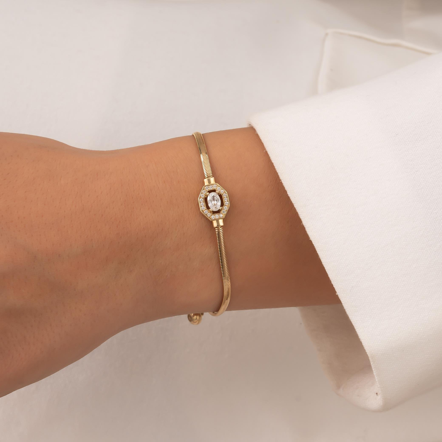 Taşlı Balıksırtı 14 Ayar Altın Bileklik