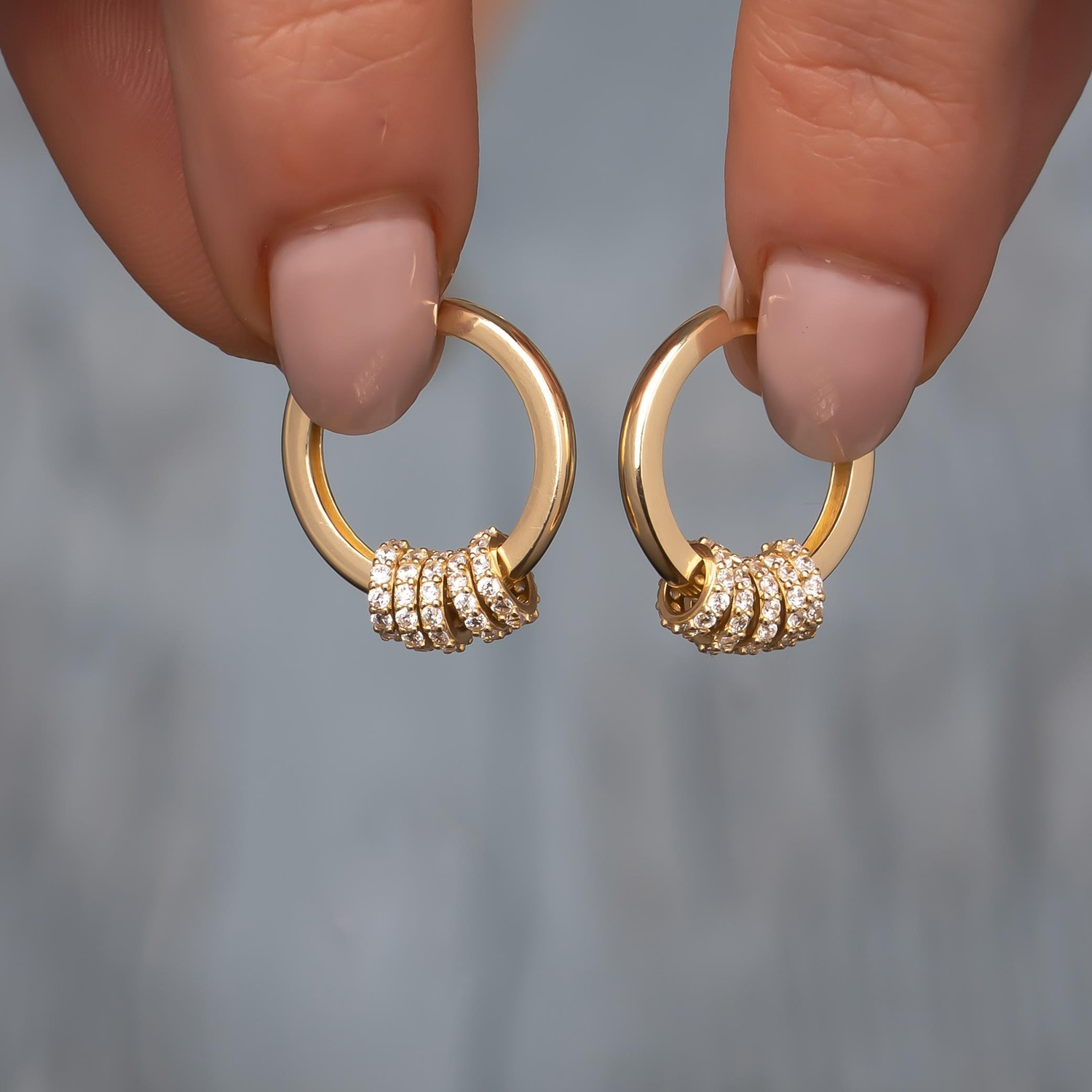 Taşlı Halka Detaylı Halka Küpe 14 Ayar Altın