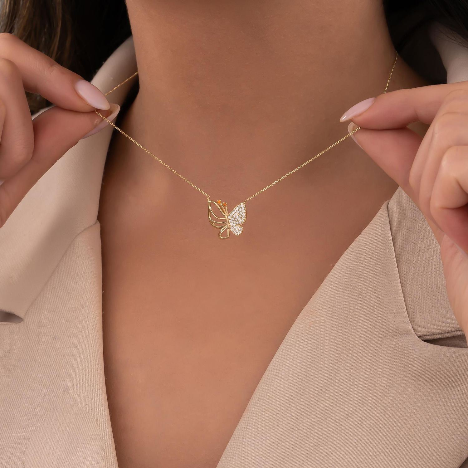 Taşlı Kelebek 14 Ayar Altın Kolye