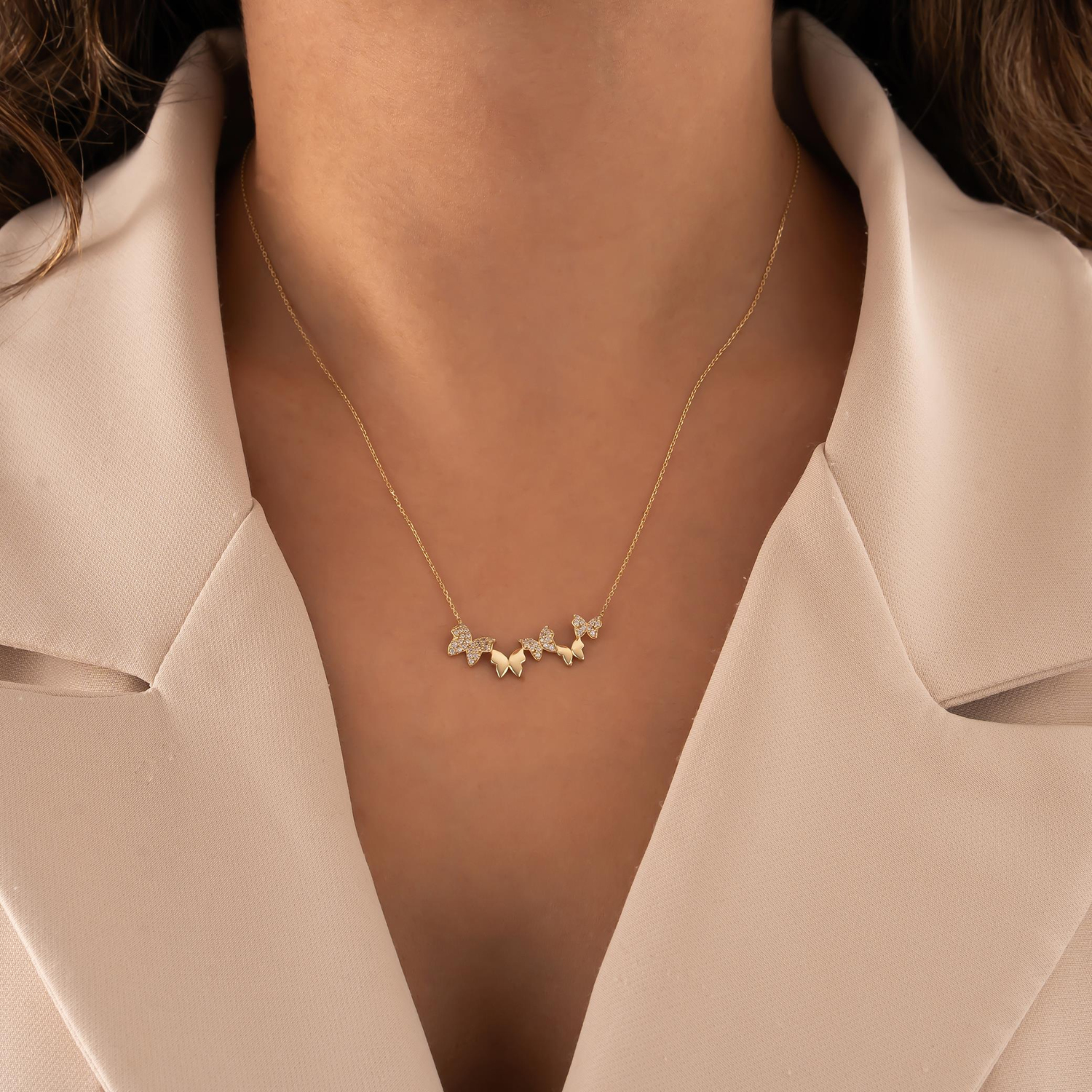 Taşlı Kelebek 14 Ayar Altın Kolye