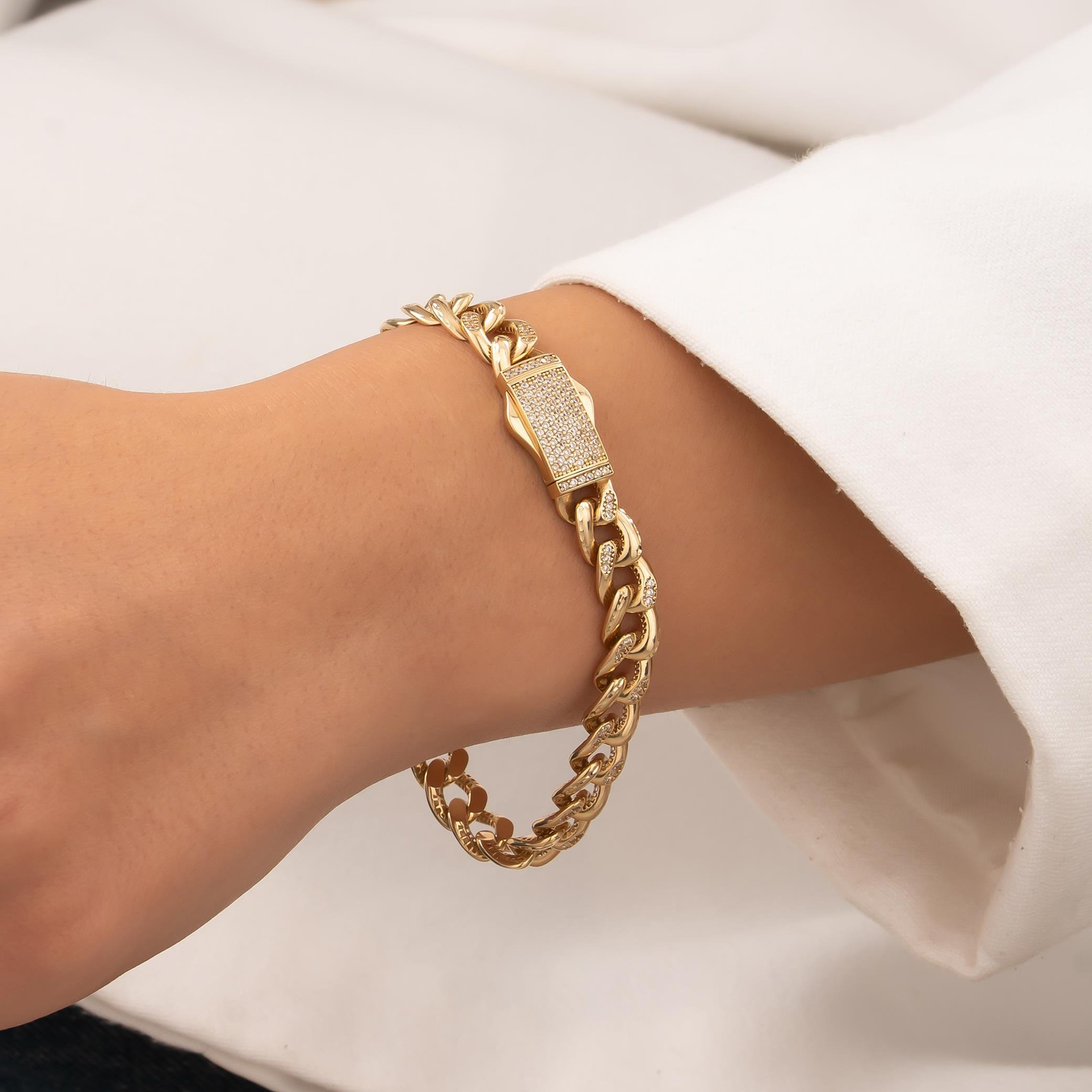 Taşlı Özel Kesim Gurmet 14 Ayar Altın Bileklik