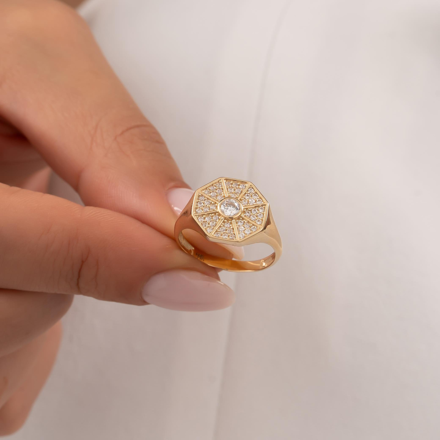 Taşlı Sekizgen Model 14 Ayar Altın Yüzük 