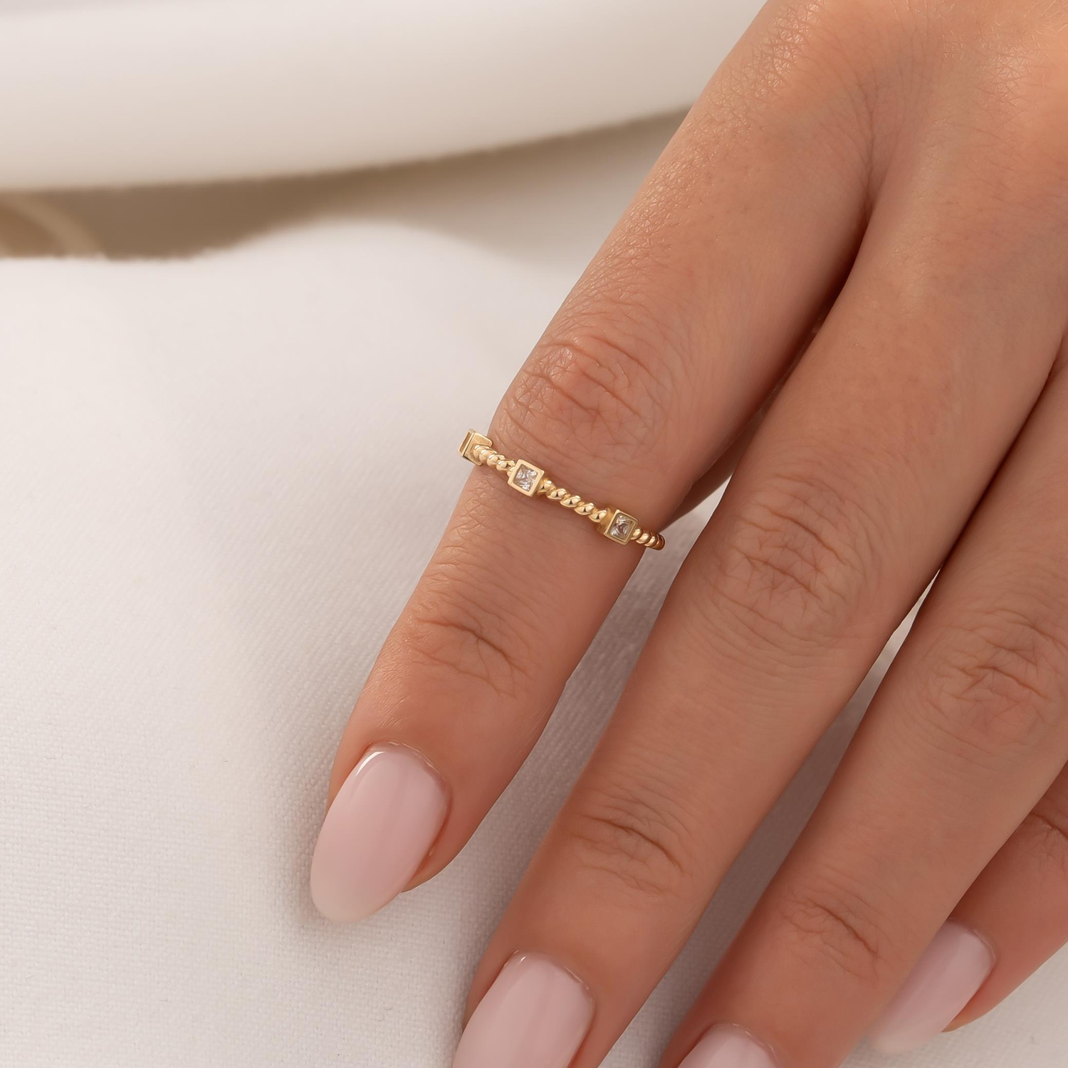 Taşlı Spor Model 14 Ayar Altın Yüzük