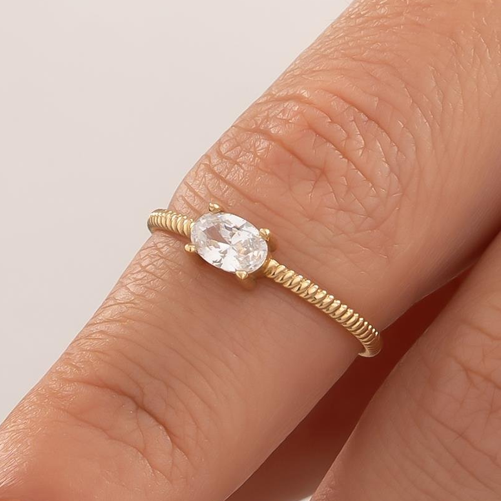 Taşlı Trend Model 14 Ayar Altın Yüzük