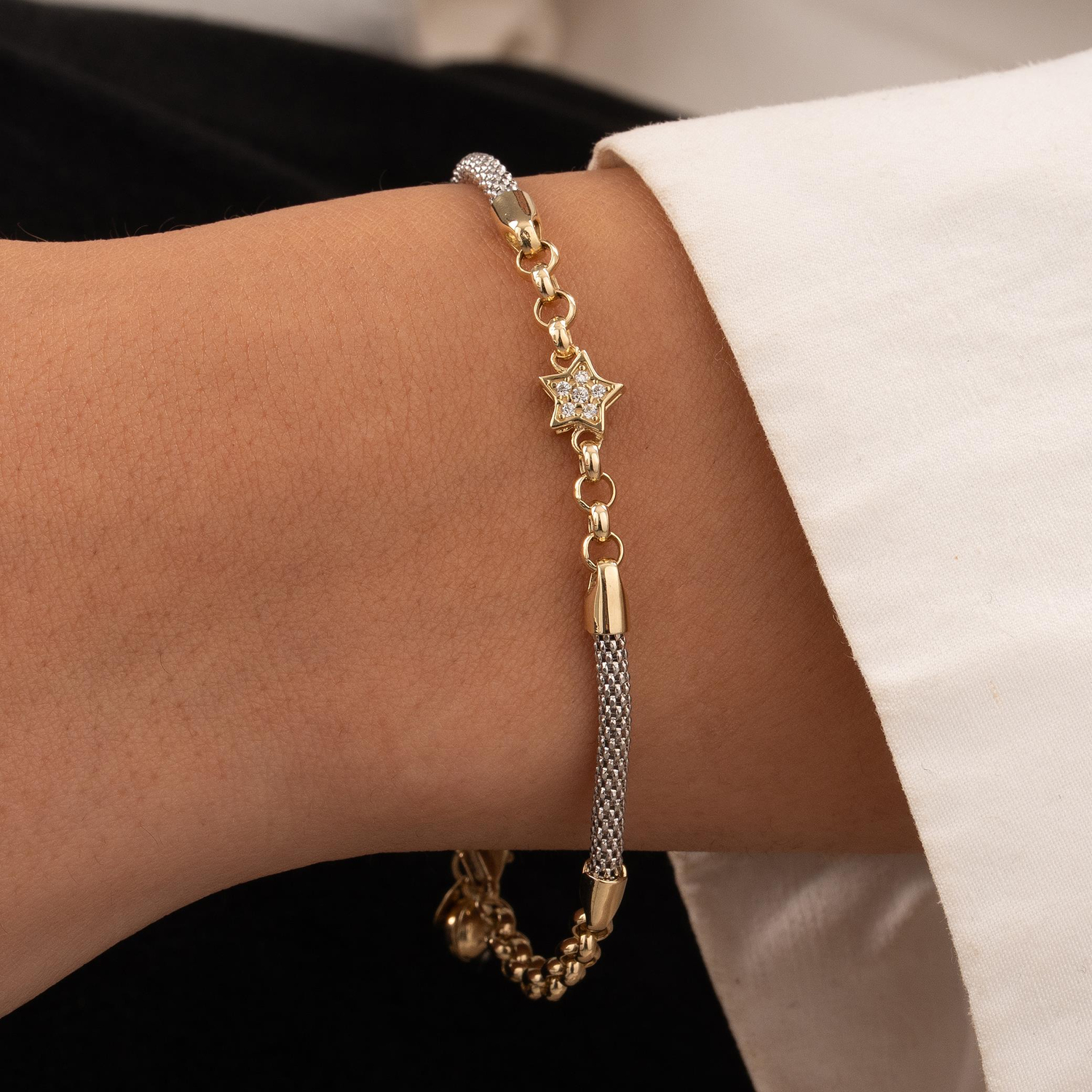 Taşlı Yıldız 14 Ayar Altın Bileklik