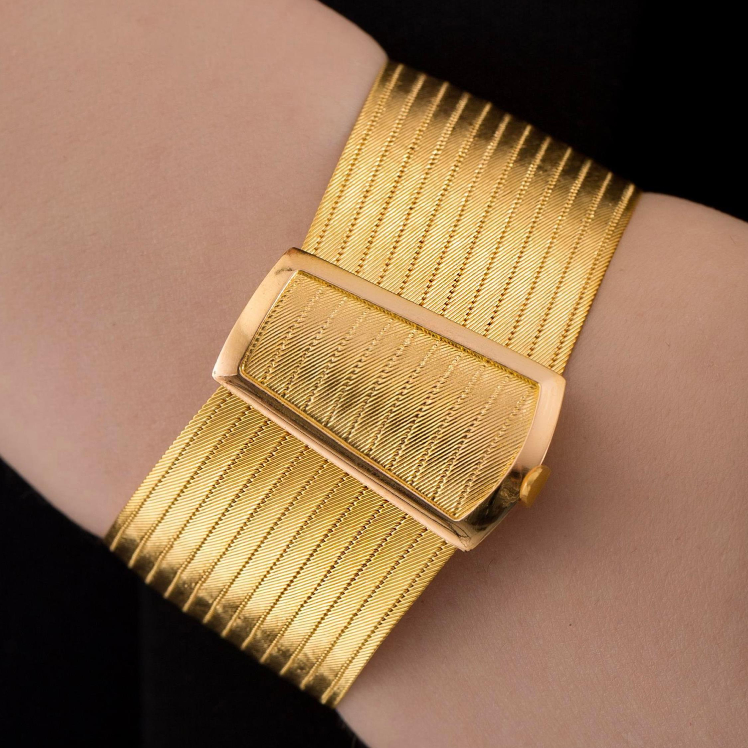 Trabzon Hasır Altın Bileklik Klasik Toka 13 Sıra 14 Ayar Altın 