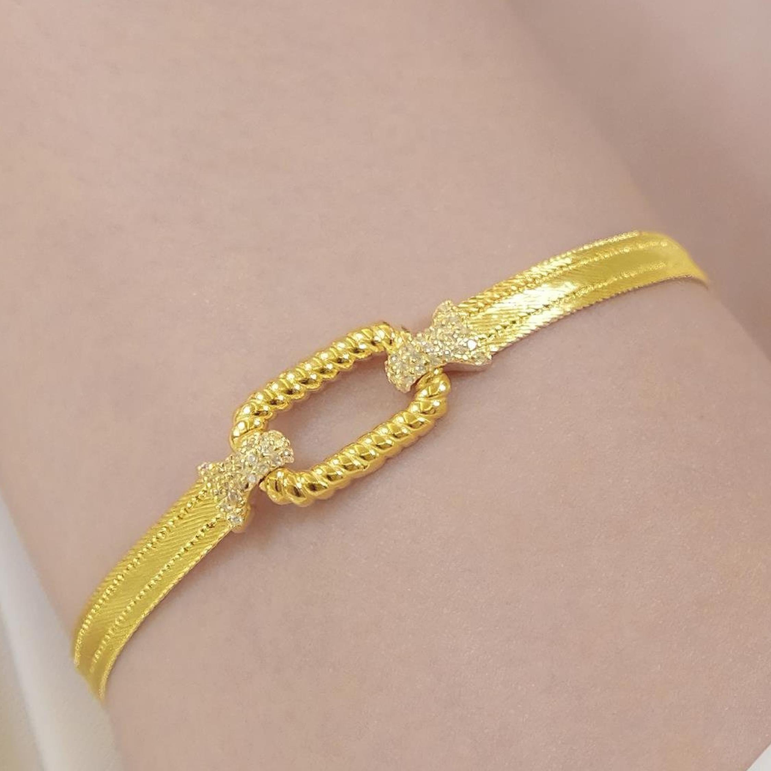 Trabzon Hasır Modern Burgu Model 14 Ayar 3 Sıra Altın Bileklik Sarı